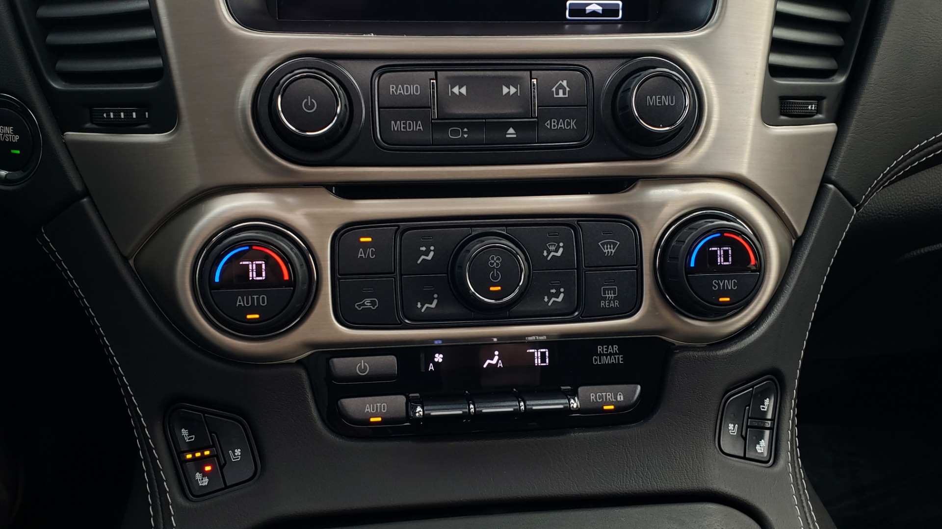 Used 2018 GMC YUKON DENALI 4WD / NAV / SUNROOF / BOSE / 3-ROW / REARVIEW for sale Sold at Formula Imports in Charlotte NC 28227 57