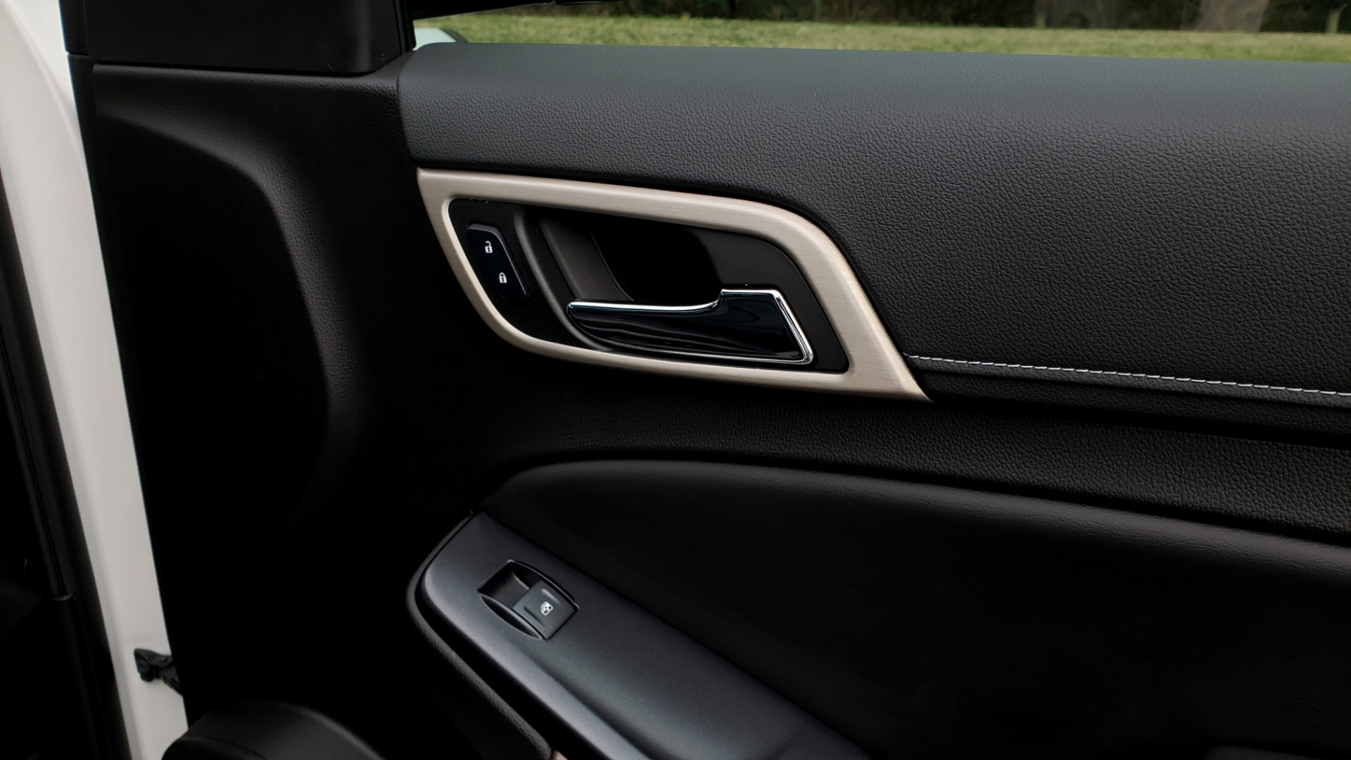 Used 2018 GMC YUKON DENALI 4WD / NAV / SUNROOF / BOSE / 3-ROW / REARVIEW for sale Sold at Formula Imports in Charlotte NC 28227 78