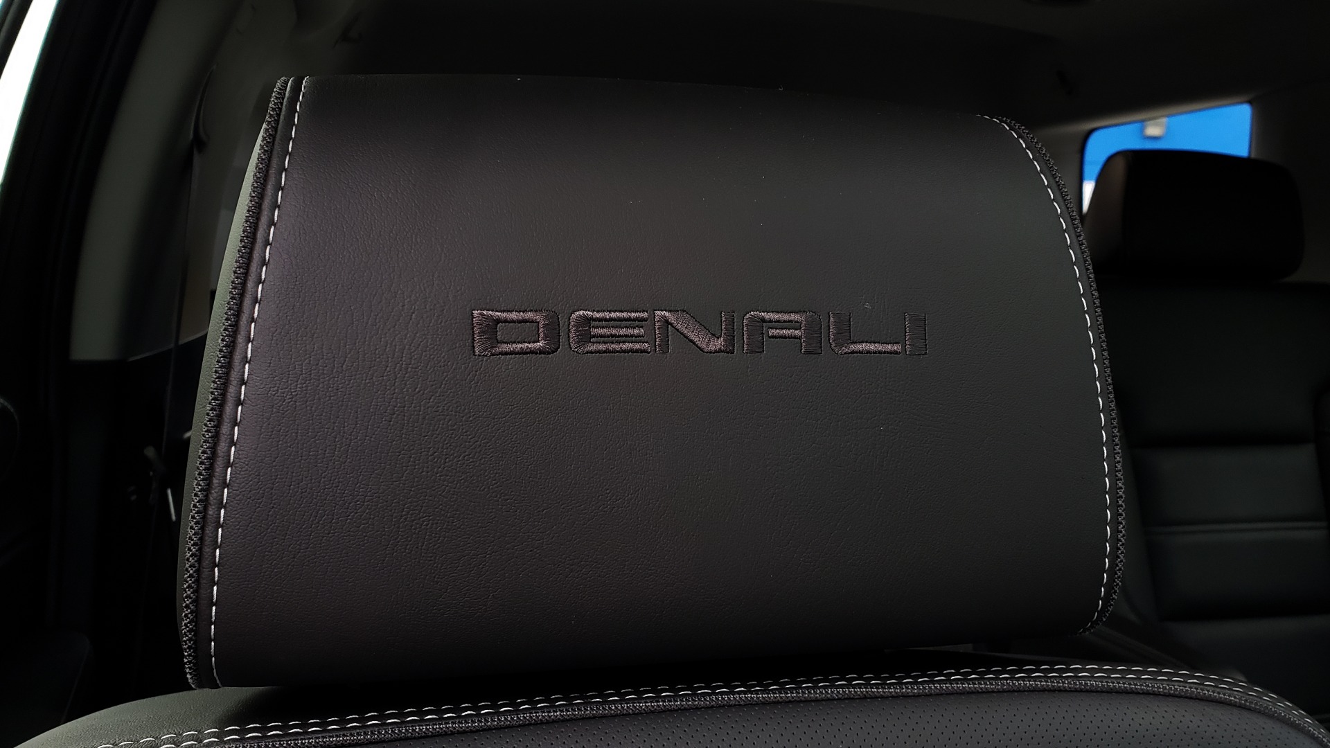 Used 2018 GMC YUKON DENALI 4WD / NAV / SUNROOF / BOSE / 3-ROW / REARVIEW for sale Sold at Formula Imports in Charlotte NC 28227 81