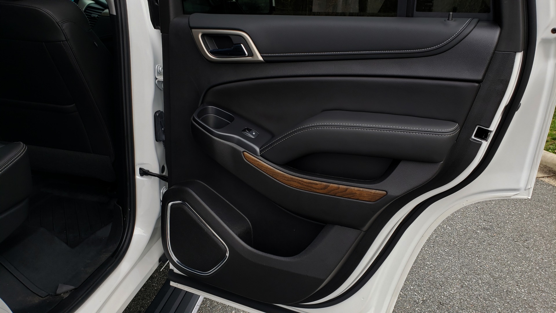 Used 2018 GMC YUKON DENALI 4WD / NAV / SUNROOF / BOSE / 3-ROW / REARVIEW for sale Sold at Formula Imports in Charlotte NC 28227 83