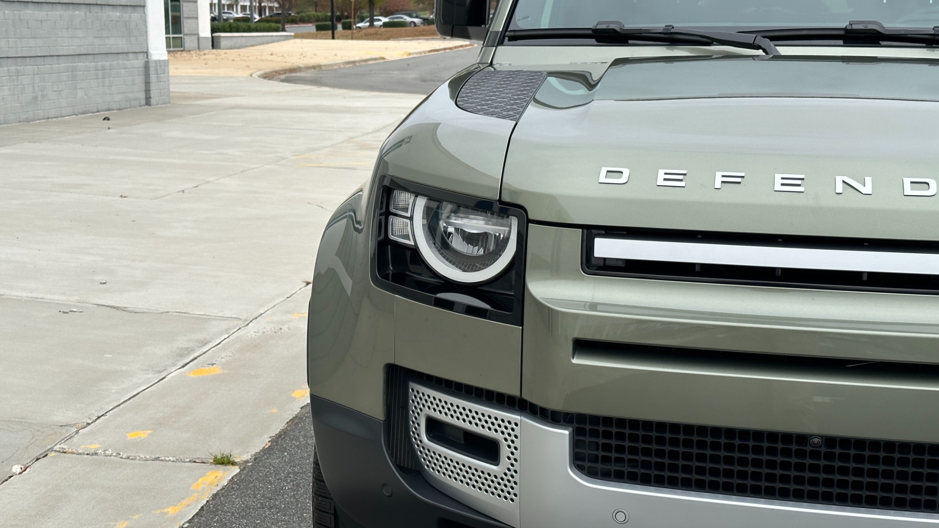 Used 2023 Land Rover Defender 110 STANDARD / ROOF RACK / UPGRADED WHEELS / CLOTH INTERIOR / 4WD for sale Sold at Formula Imports in Charlotte NC 28227 24