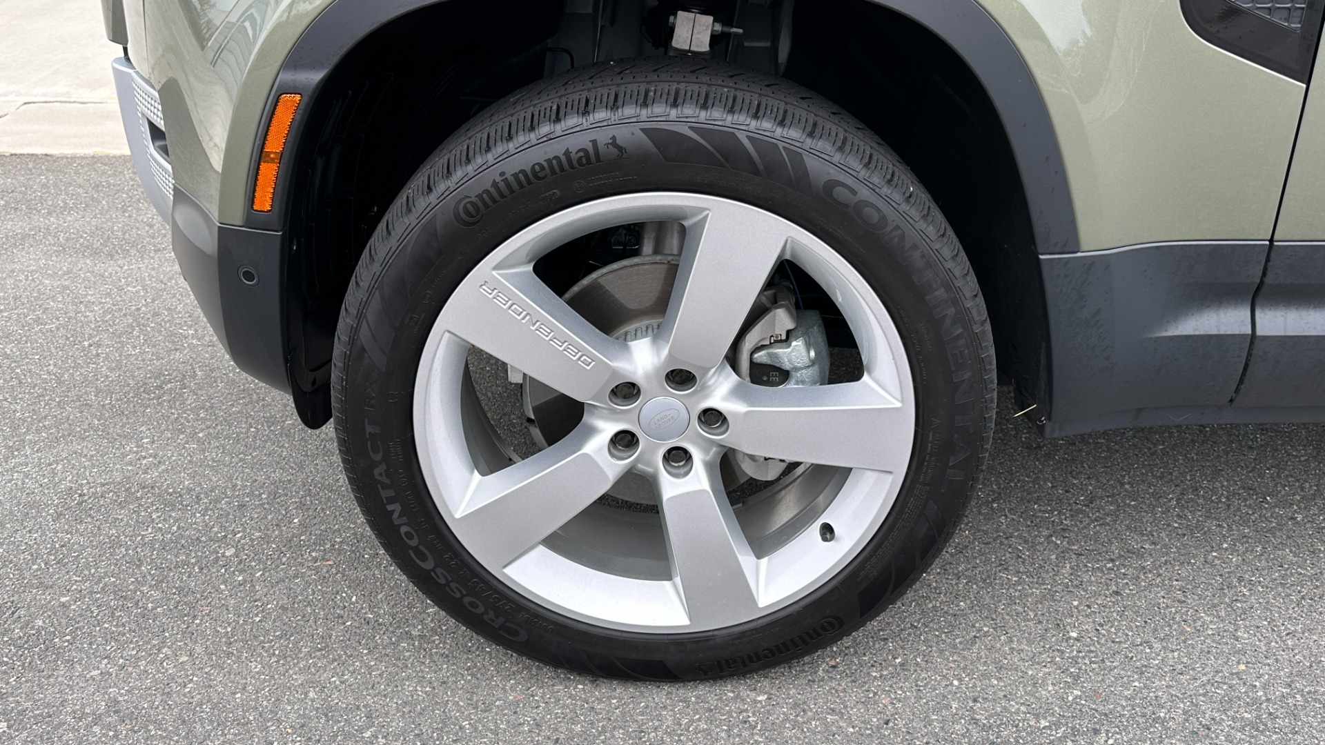 Used 2023 Land Rover Defender 110 STANDARD / ROOF RACK / UPGRADED WHEELS / CLOTH INTERIOR / 4WD for sale Sold at Formula Imports in Charlotte NC 28227 46