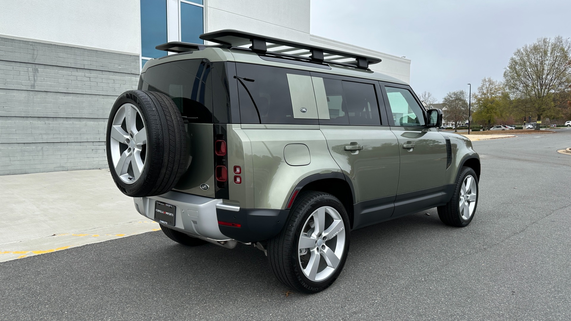Used 2023 Land Rover Defender 110 STANDARD / ROOF RACK / UPGRADED WHEELS / CLOTH INTERIOR / 4WD for sale Sold at Formula Imports in Charlotte NC 28227 7