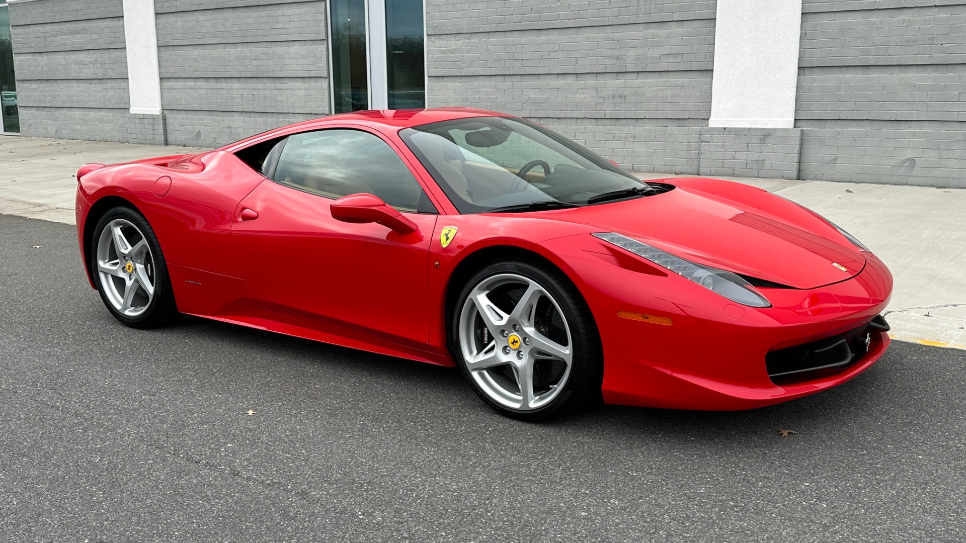 Used 2010 Ferrari 458 ITALIA ROSSO CORSA / LOW MILES / CRUISE CONTROL / FERRARI SHIELDS / PPF for sale Sold at Formula Imports in Charlotte NC 28227 5