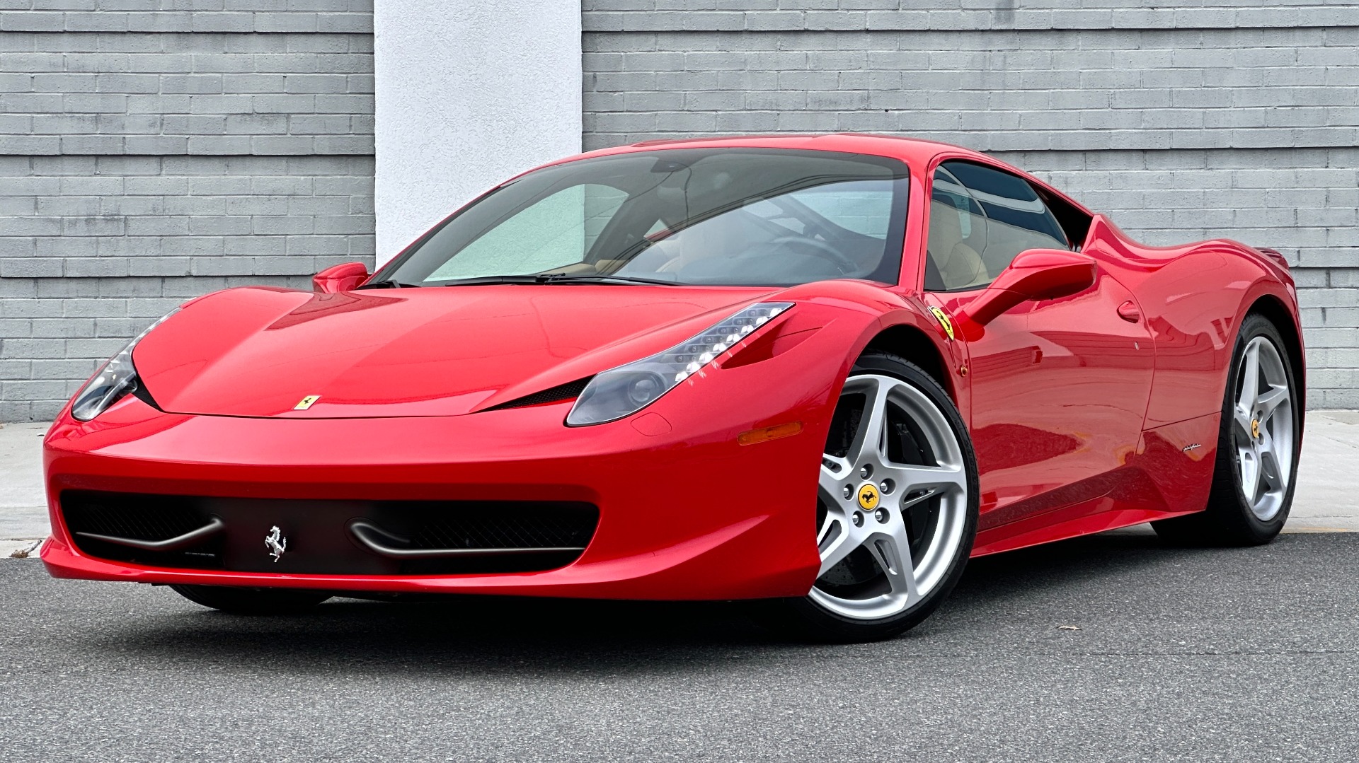 Used 2010 Ferrari 458 ITALIA ROSSO CORSA / LOW MILES / CRUISE CONTROL / FERRARI SHIELDS / PPF for sale Sold at Formula Imports in Charlotte NC 28227 1