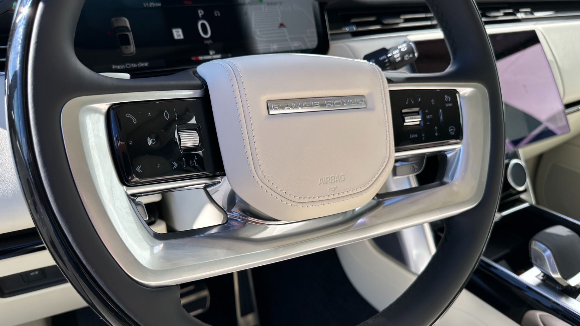 Used 2023 Land Rover Range Rover SE / 22IN DIAMOND WHEELS / SHADOW EXTERIOR / CHARENTE GREY / BLACK ROOF for sale Sold at Formula Imports in Charlotte NC 28227 23