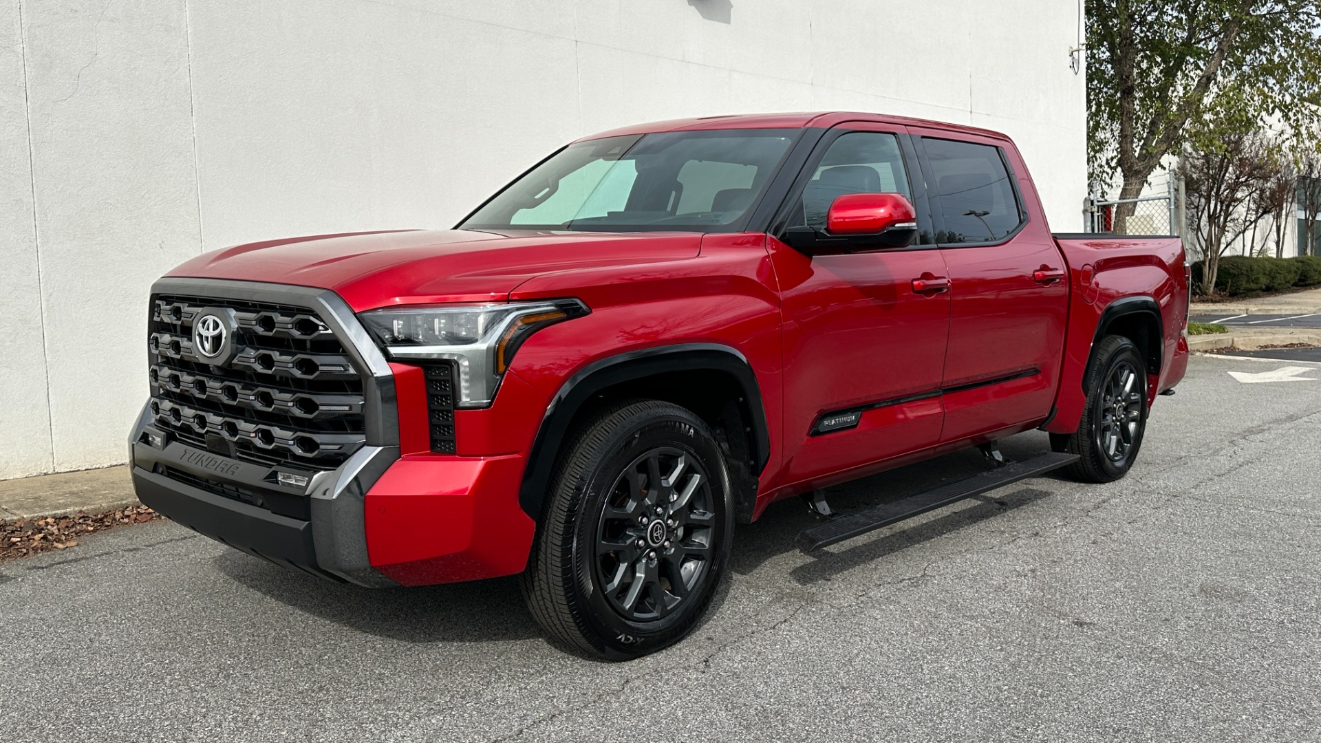 Used 2022 Toyota Tundra 2WD PLATINUM / ADVANCED / POWER RUNNING BOARDS / LEATHER / PAINT PROTECTION for sale $62,995 at Formula Imports in Charlotte NC 28227 2