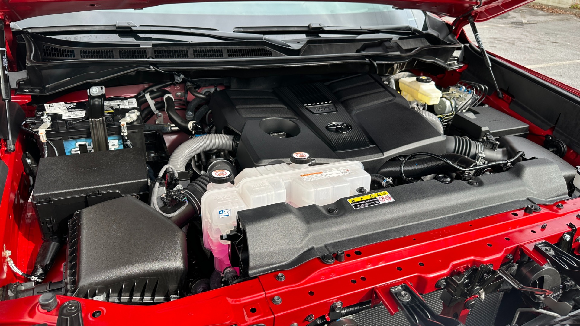Used 2022 Toyota Tundra 2WD PLATINUM / ADVANCED / POWER RUNNING BOARDS / LEATHER / PAINT PROTECTION for sale $62,995 at Formula Imports in Charlotte NC 28227 35