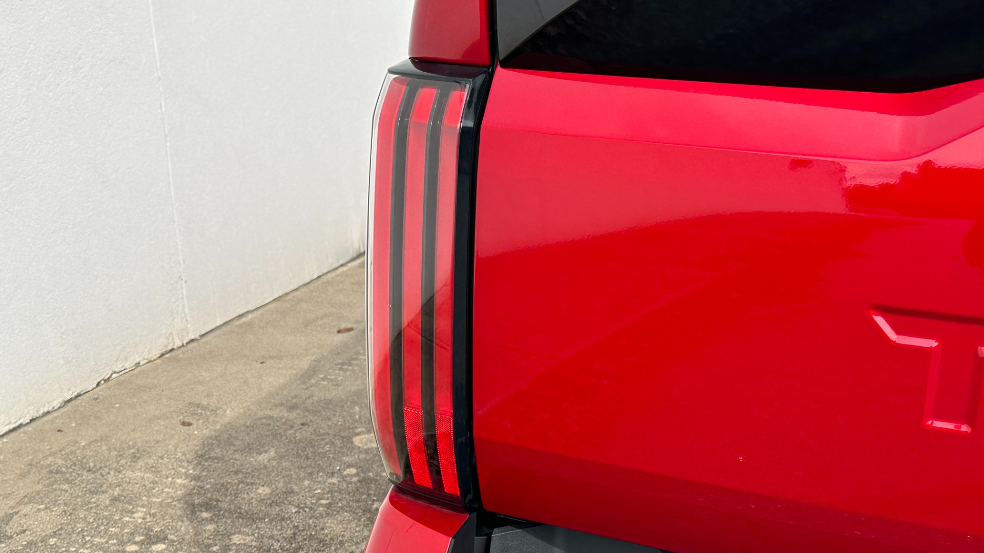 Used 2022 Toyota Tundra 2WD PLATINUM / ADVANCED / POWER RUNNING BOARDS / LEATHER / PAINT PROTECTION for sale $62,995 at Formula Imports in Charlotte NC 28227 36