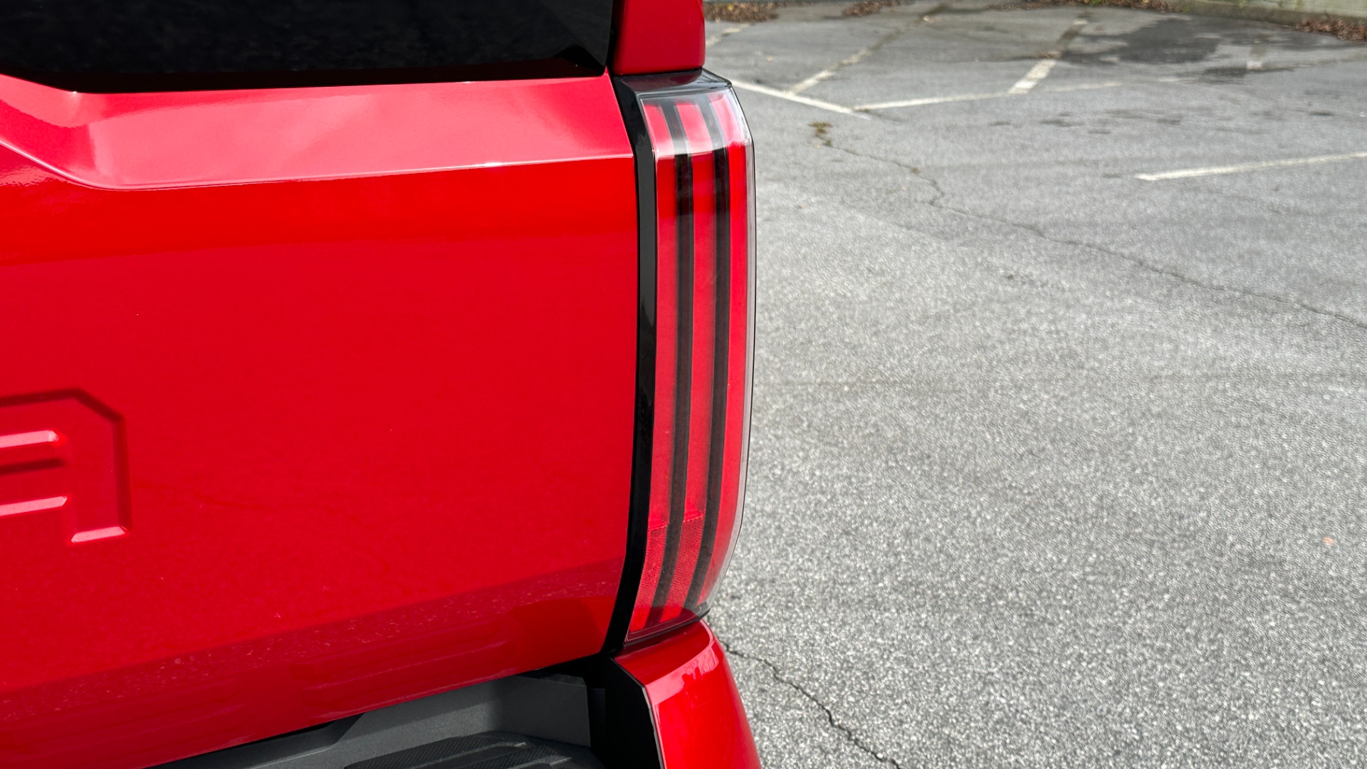 Used 2022 Toyota Tundra 2WD PLATINUM / ADVANCED / POWER RUNNING BOARDS / LEATHER / PAINT PROTECTION for sale Sold at Formula Imports in Charlotte NC 28227 37