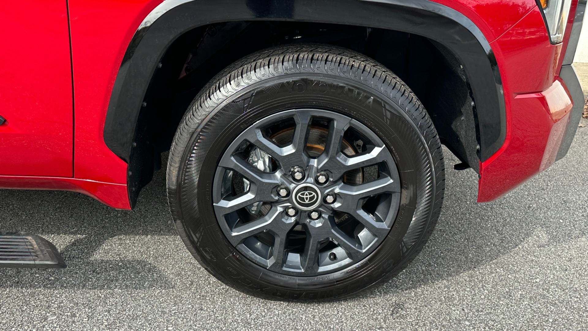 Used 2022 Toyota Tundra 2WD PLATINUM / ADVANCED / POWER RUNNING BOARDS / LEATHER / PAINT PROTECTION for sale $62,995 at Formula Imports in Charlotte NC 28227 45