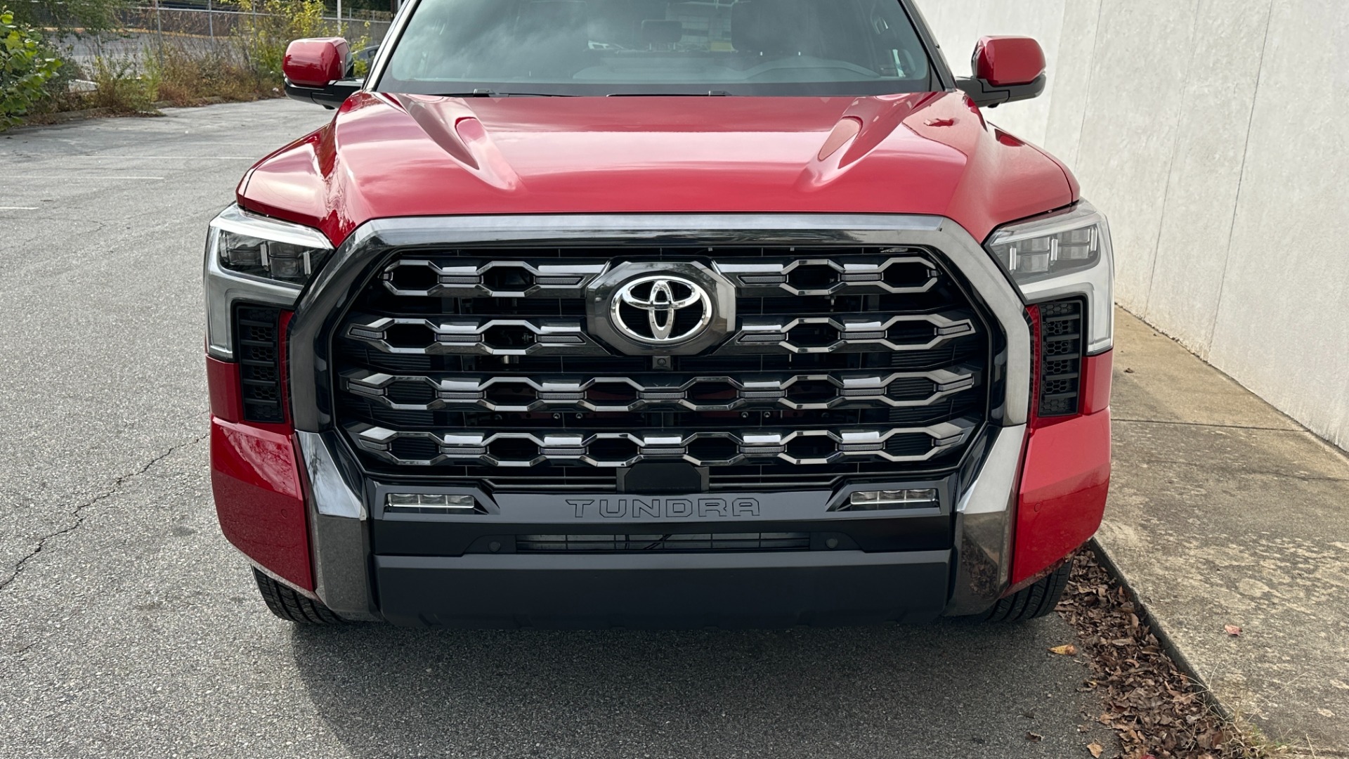 Used 2022 Toyota Tundra 2WD PLATINUM / ADVANCED / POWER RUNNING BOARDS / LEATHER / PAINT PROTECTION for sale $62,995 at Formula Imports in Charlotte NC 28227 8