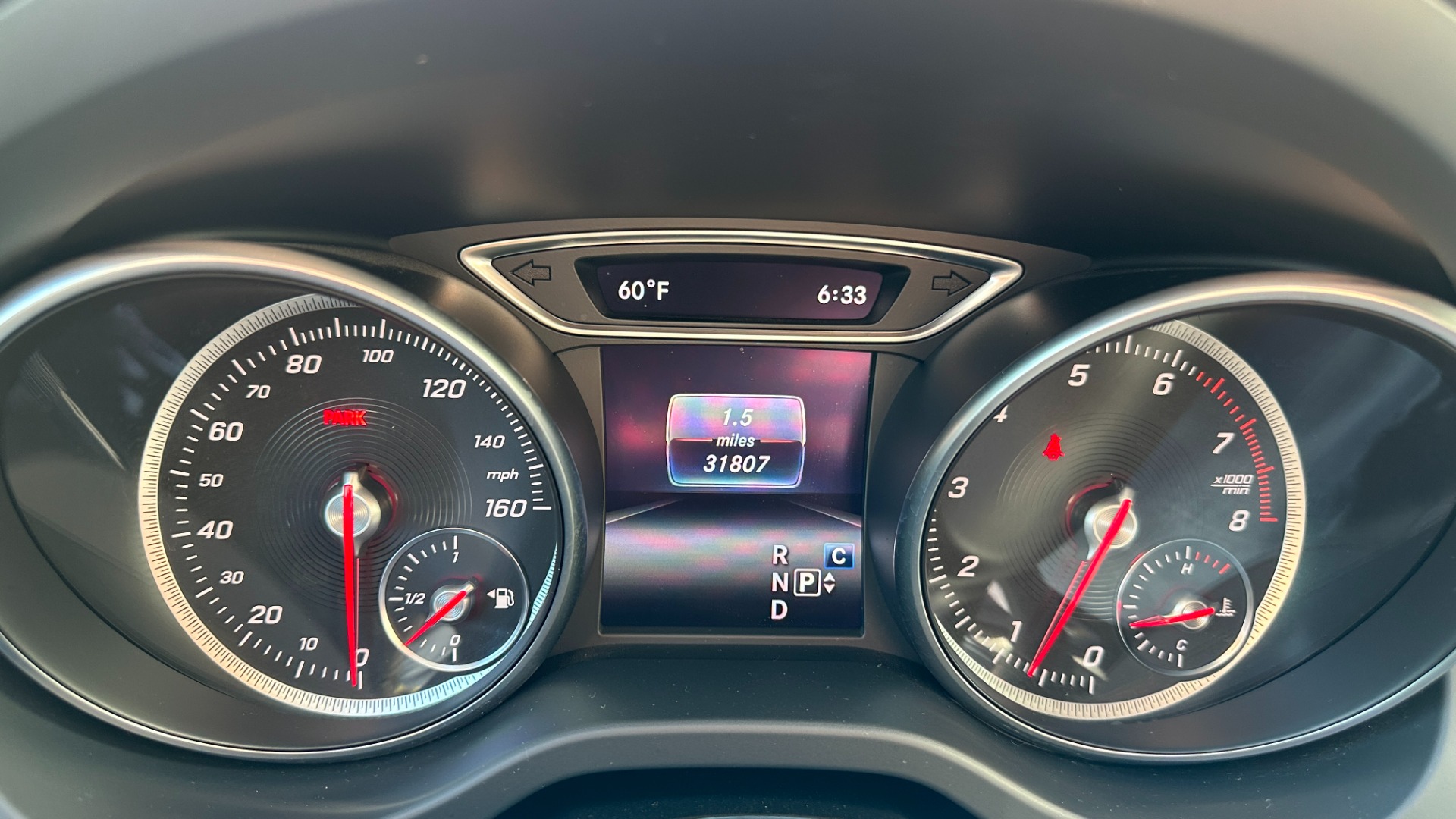 Used 2018 Mercedes-Benz GLA GLA 250 / PANORAMIC SUNROOF / BLIND SPOT ASSIST / HEATED FRONT SEATS for sale $27,999 at Formula Imports in Charlotte NC 28227 15