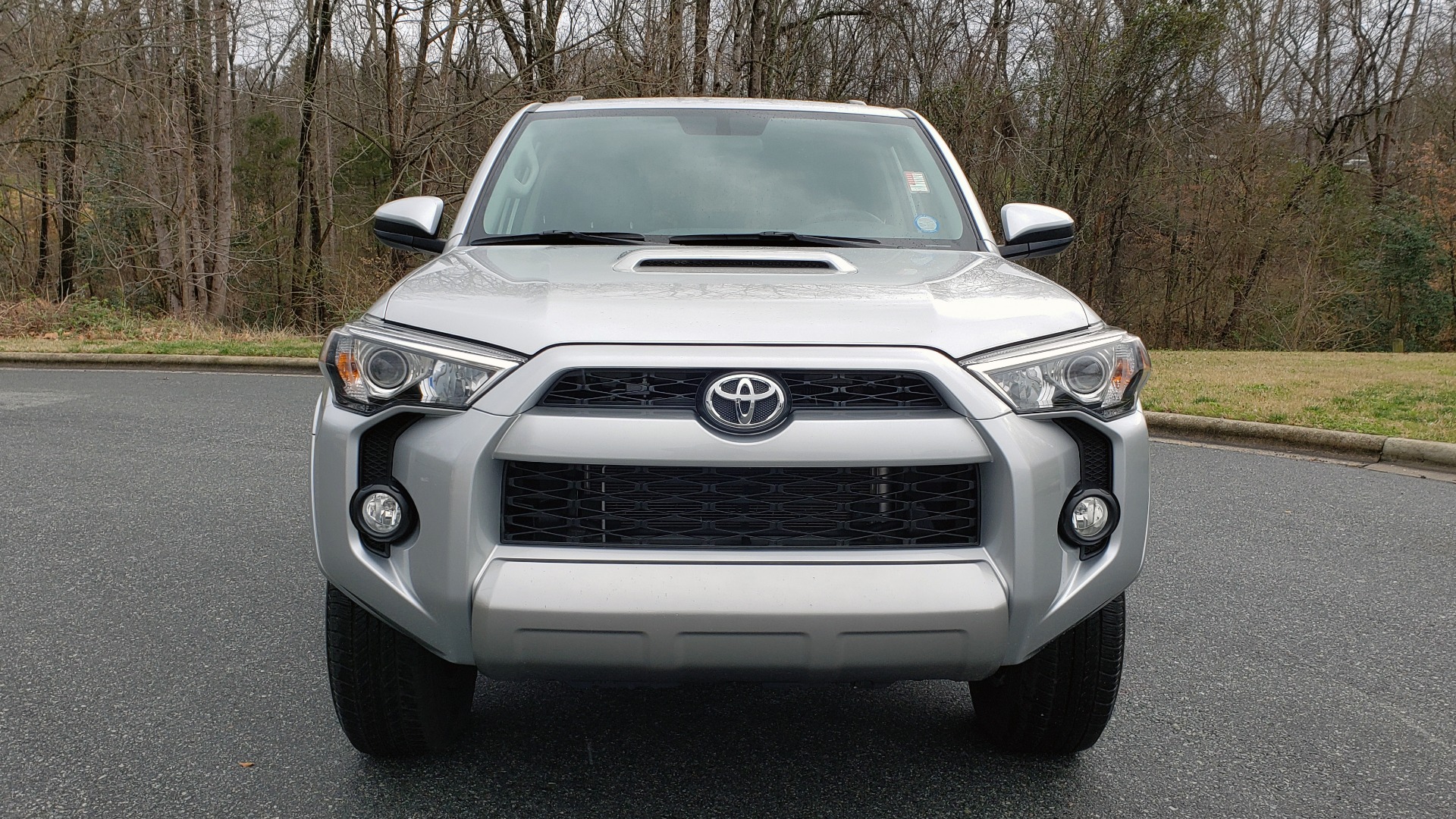 Used 2018 Toyota 4RUNNER TRD OFF-ROAD 4X4 / V6 / AUTO / LEATHER / LOW MILES! for sale Sold at Formula Imports in Charlotte NC 28227 25