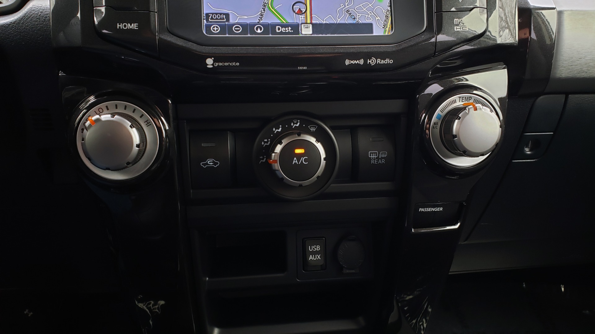 Used 2018 Toyota 4RUNNER TRD OFF-ROAD 4X4 / V6 / AUTO / LEATHER / LOW MILES! for sale Sold at Formula Imports in Charlotte NC 28227 48