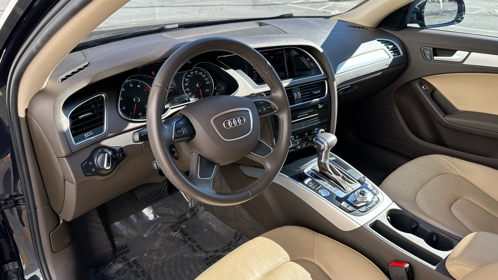 Used 2014 Audi A4 PREMIUM PLUS / NAVIGATION PLUS / BLINDSPOT ASSIST / LEATHER / SUNROOF for sale $19,298 at Formula Imports in Charlotte NC 28227 11