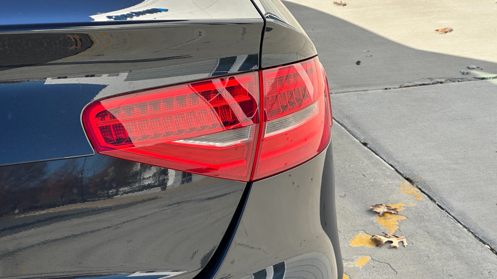 Used 2014 Audi A4 PREMIUM PLUS / NAVIGATION PLUS / BLINDSPOT ASSIST / LEATHER / SUNROOF for sale $19,298 at Formula Imports in Charlotte NC 28227 39