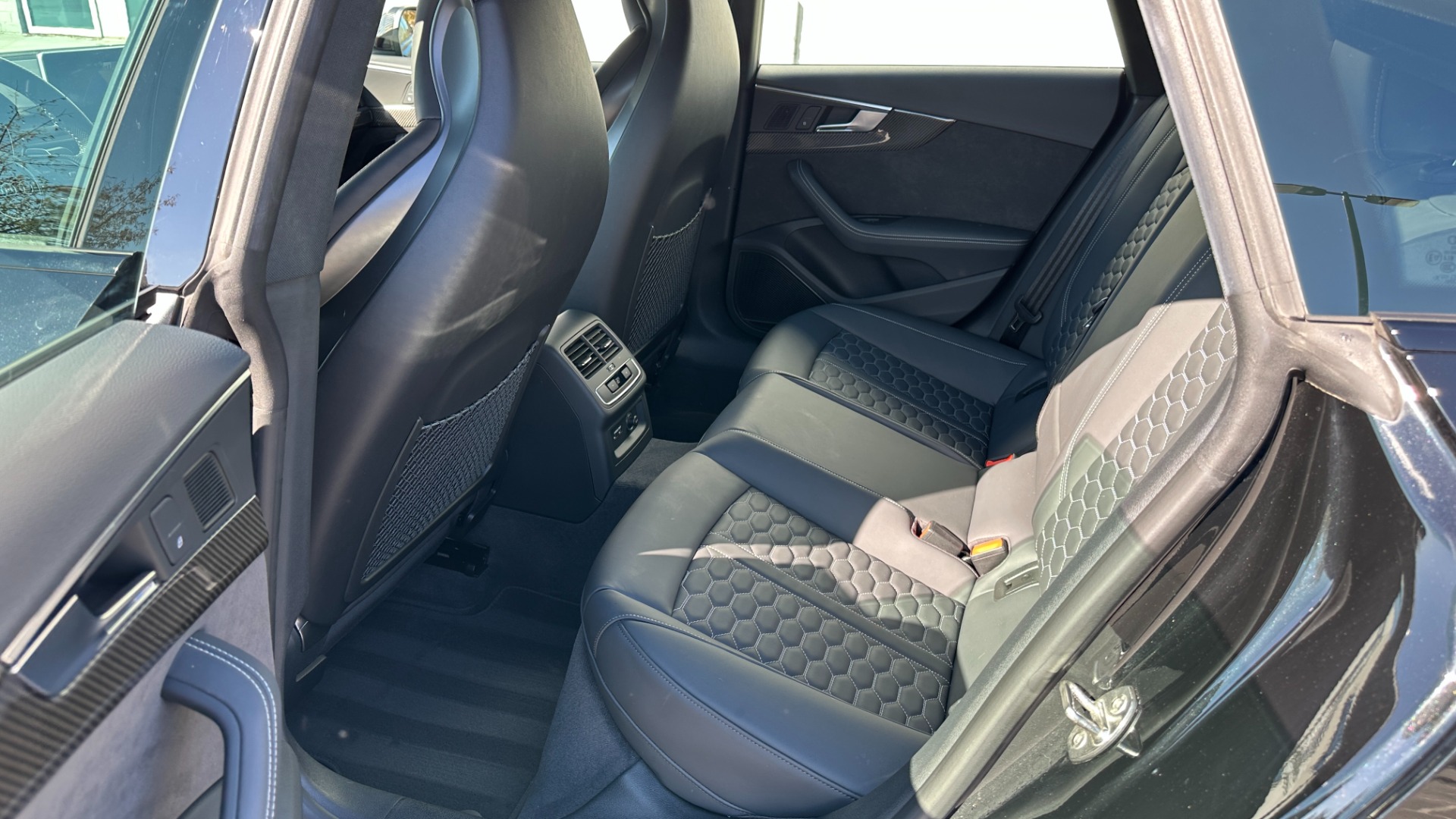 Used 2019 Audi RS 5 Sportback 2.9T QUATTRO / BLACK OPTIC / CARBON FIBER / NAPPA LEATHER / DYNAMIC PLUS for sale Sold at Formula Imports in Charlotte NC 28227 19