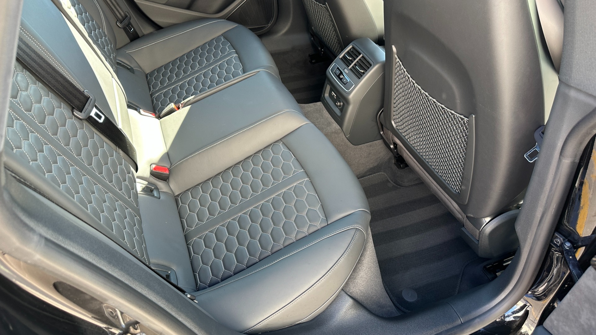 Used 2019 Audi RS 5 Sportback 2.9T QUATTRO / BLACK OPTIC / CARBON FIBER / NAPPA LEATHER / DYNAMIC PLUS for sale $71,999 at Formula Imports in Charlotte NC 28227 23