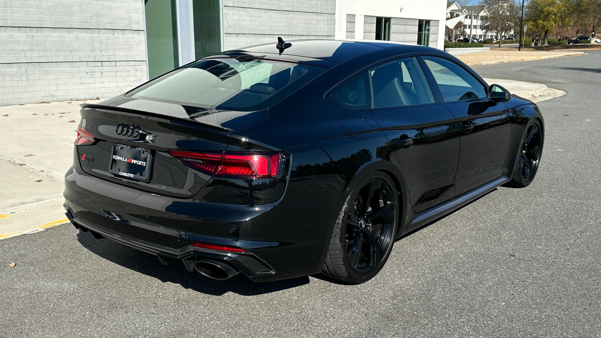 Used 2019 Audi RS 5 Sportback 2.9T QUATTRO / BLACK OPTIC / CARBON FIBER / NAPPA LEATHER / DYNAMIC PLUS for sale Sold at Formula Imports in Charlotte NC 28227 4