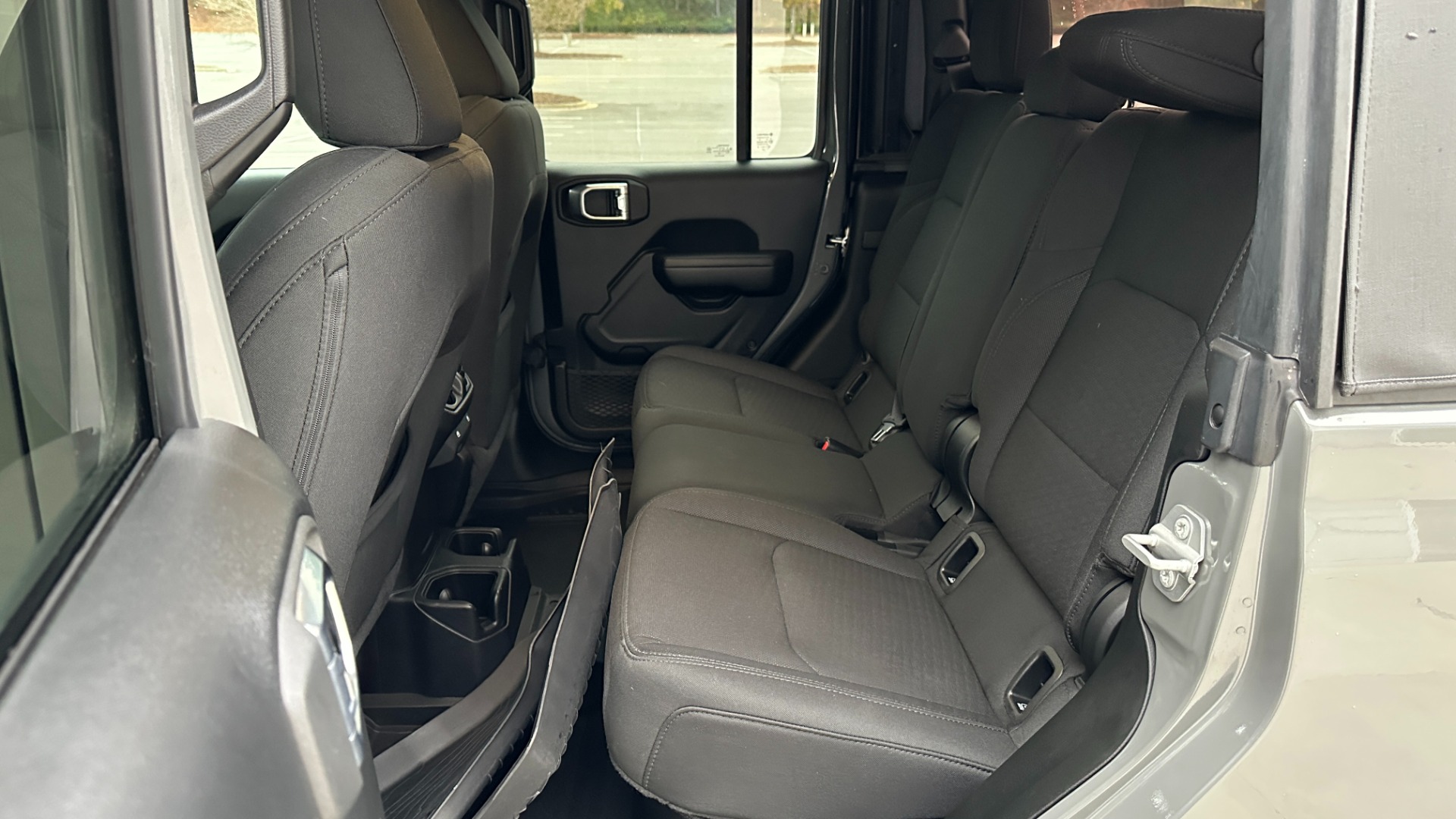 Used 2020 Jeep Gladiator Sport S / FUEL WHEELS / LED LIGHTS / S PACKAGE / BLACKOUT TRIM for sale $40,995 at Formula Imports in Charlotte NC 28227 20