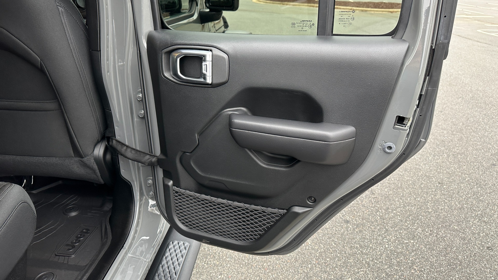 Used 2020 Jeep Gladiator Sport S / FUEL WHEELS / LED LIGHTS / S PACKAGE / BLACKOUT TRIM for sale $40,995 at Formula Imports in Charlotte NC 28227 24