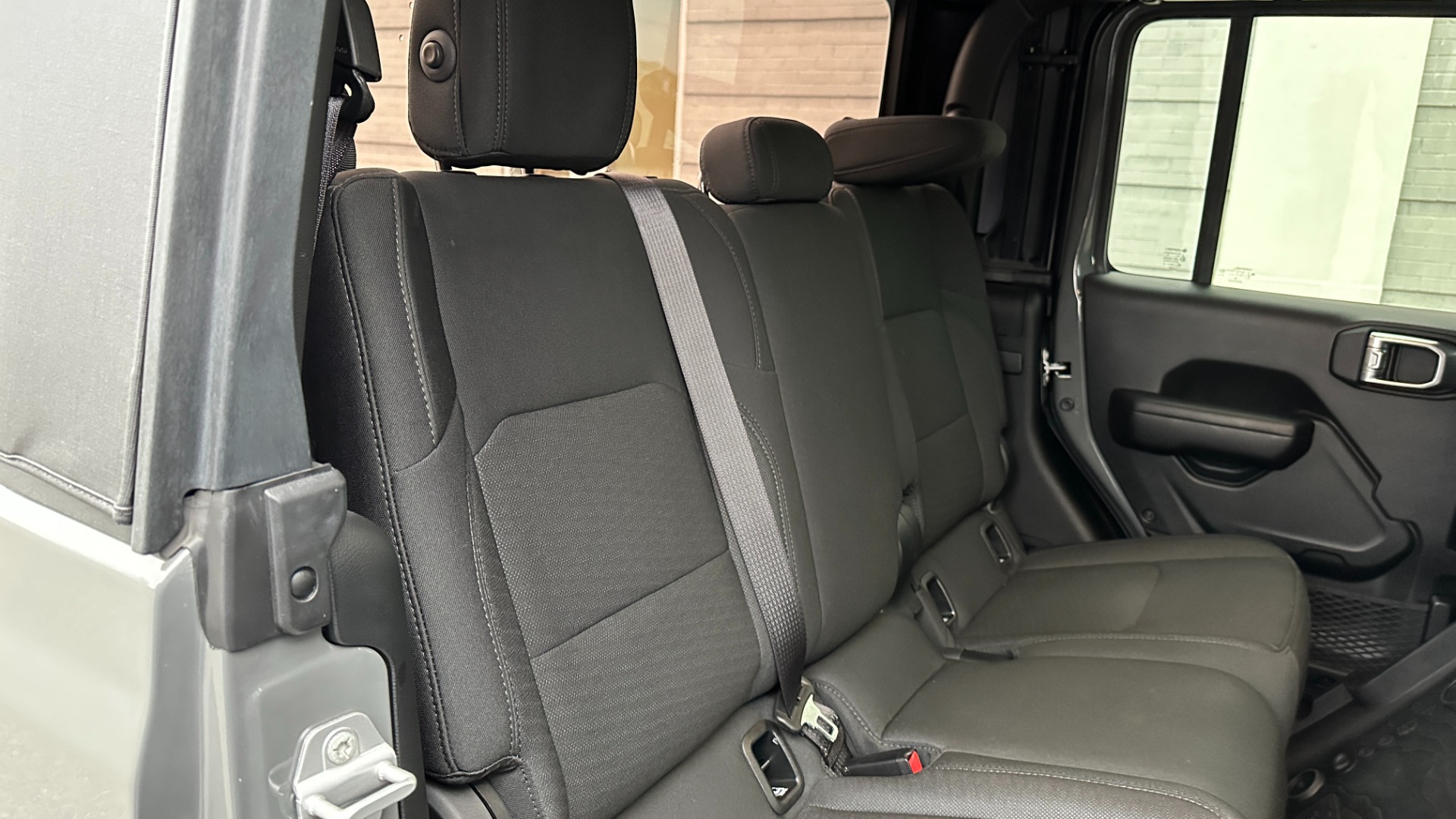 Used 2020 Jeep Gladiator Sport S / FUEL WHEELS / LED LIGHTS / S PACKAGE / BLACKOUT TRIM for sale $40,995 at Formula Imports in Charlotte NC 28227 26