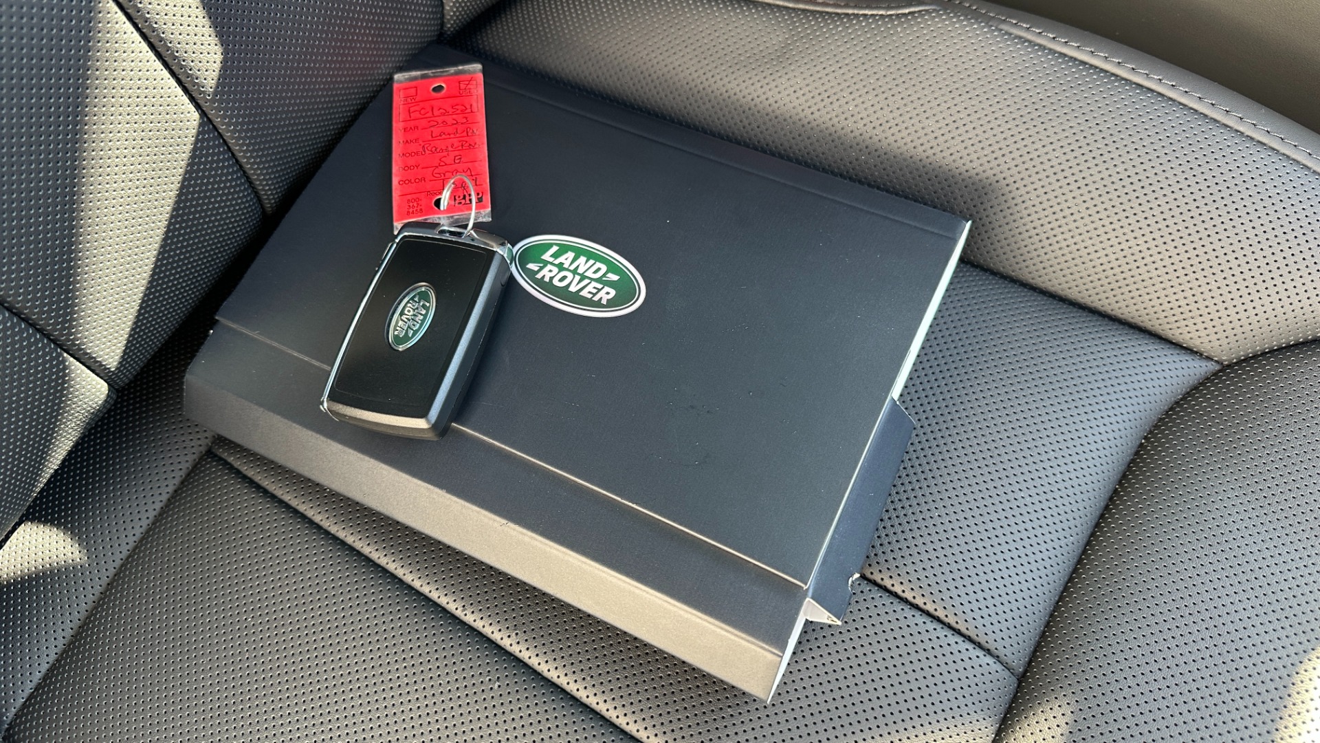 Used 2023 Land Rover Range Rover SE / PREMIUM INTERIOR / 22IN WHEELS / 20 WAY SEATS / FULL SIZE SPARE for sale $159,998 at Formula Imports in Charlotte NC 28227 45