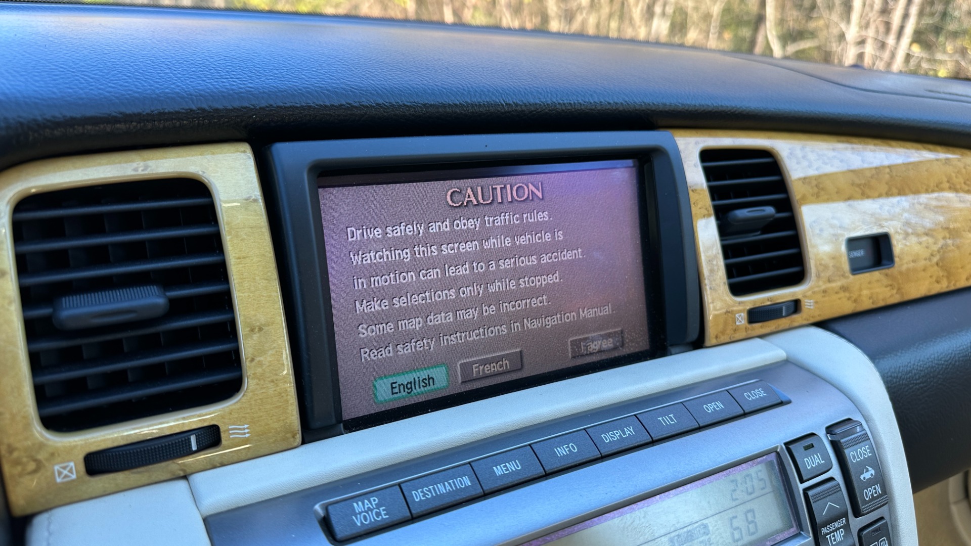 Used 2003 Lexus SC 430 HARD TOP CONVERTIBLE / TAN LEATHER INTERIOR / LOW MILES / 4.3L V8 ENGINE for sale $23,995 at Formula Imports in Charlotte NC 28227 20