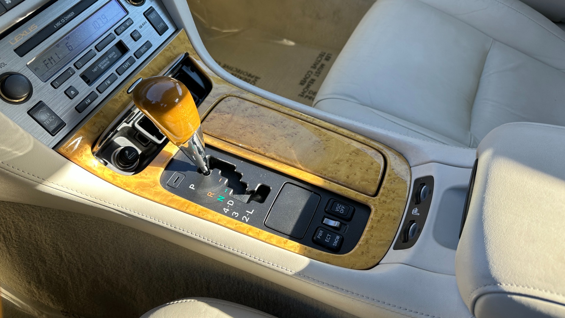 Used 2003 Lexus SC 430 HARD TOP CONVERTIBLE / TAN LEATHER INTERIOR / LOW MILES / 4.3L V8 ENGINE for sale $23,995 at Formula Imports in Charlotte NC 28227 23