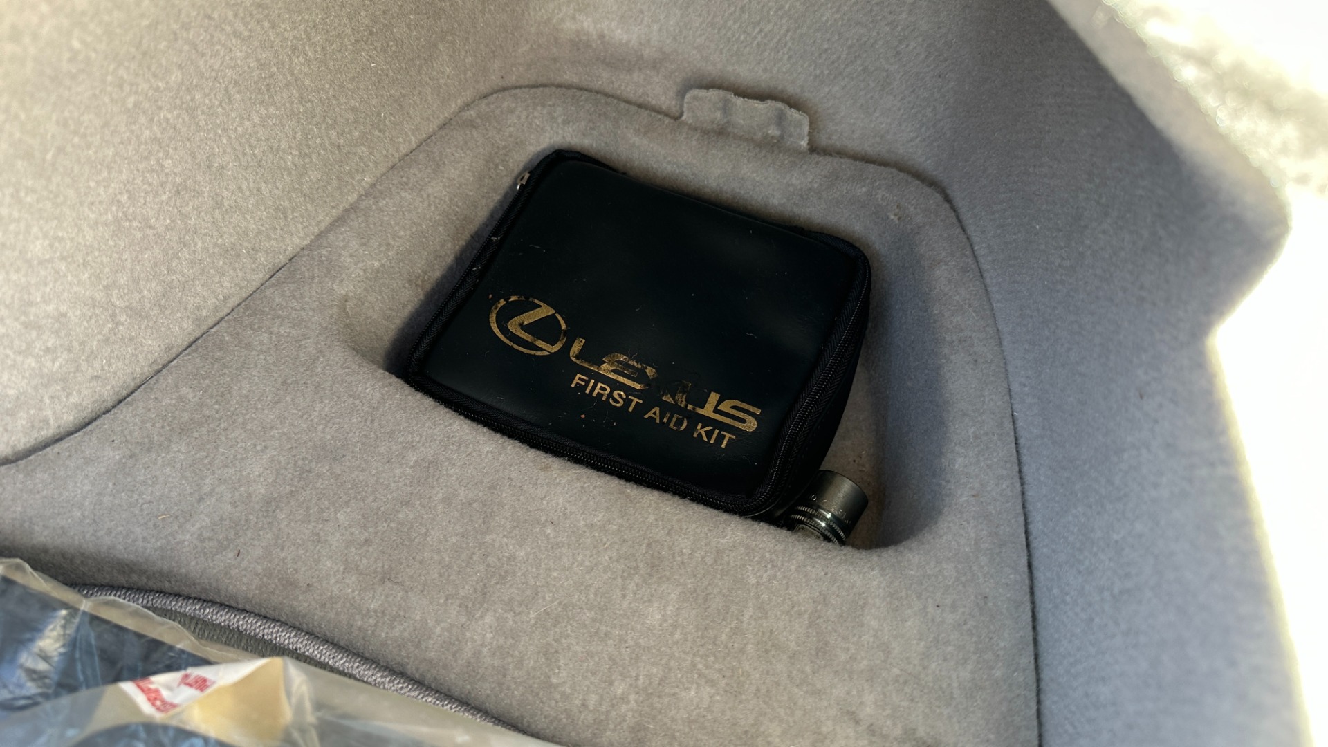 Used 2003 Lexus SC 430 HARD TOP CONVERTIBLE / TAN LEATHER INTERIOR / LOW MILES / 4.3L V8 ENGINE for sale $23,995 at Formula Imports in Charlotte NC 28227 29