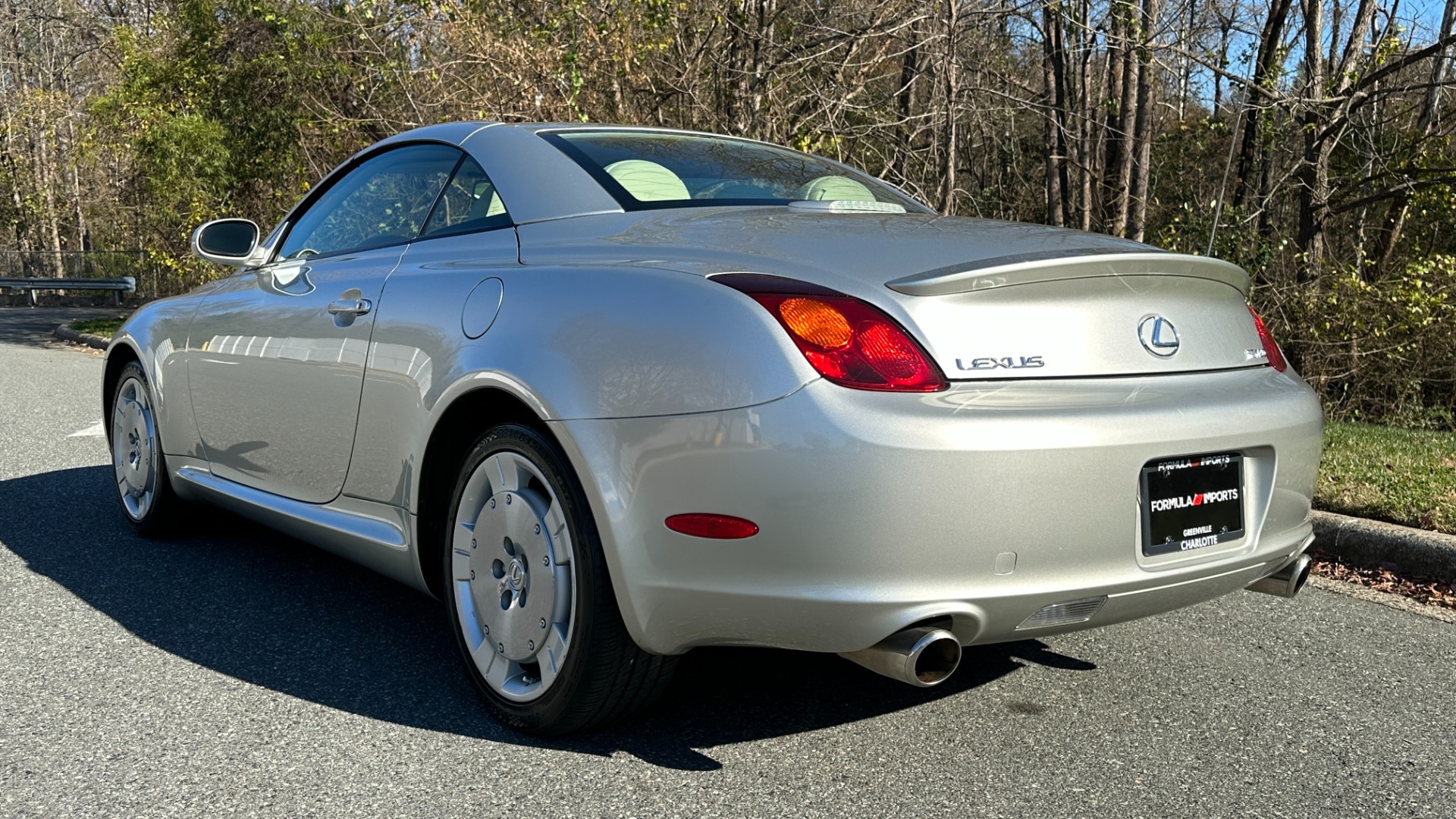 Used 2003 Lexus SC 430 HARD TOP CONVERTIBLE / TAN LEATHER INTERIOR / LOW MILES / 4.3L V8 ENGINE for sale $23,995 at Formula Imports in Charlotte NC 28227 7