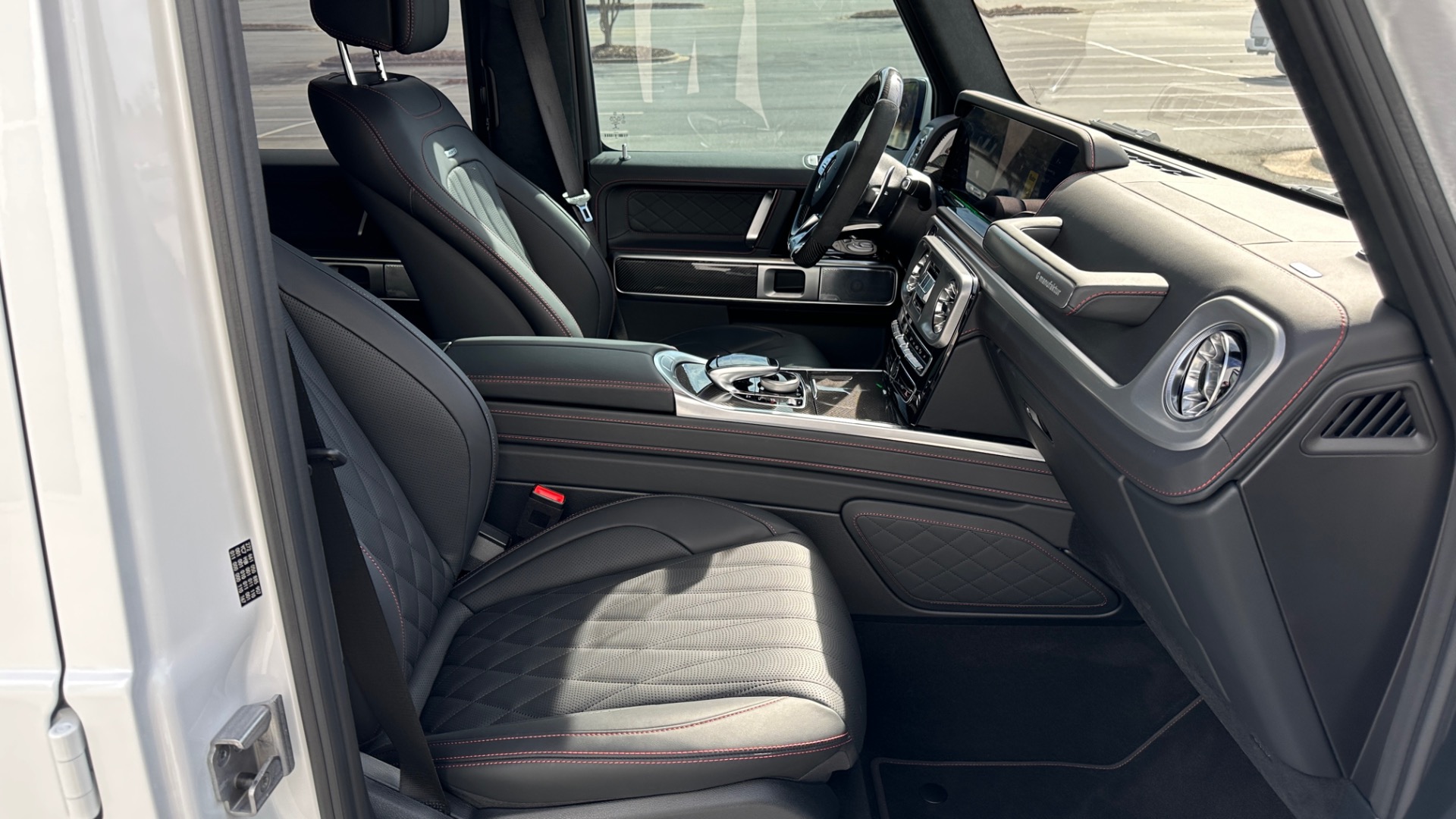Used 2021 Mercedes-Benz G-Class AMG G63 / AMG EXCLUSIVE INTERIOR / CARBON FIBER / DIAMOND STITCH / 21IN AMG for sale Sold at Formula Imports in Charlotte NC 28227 19