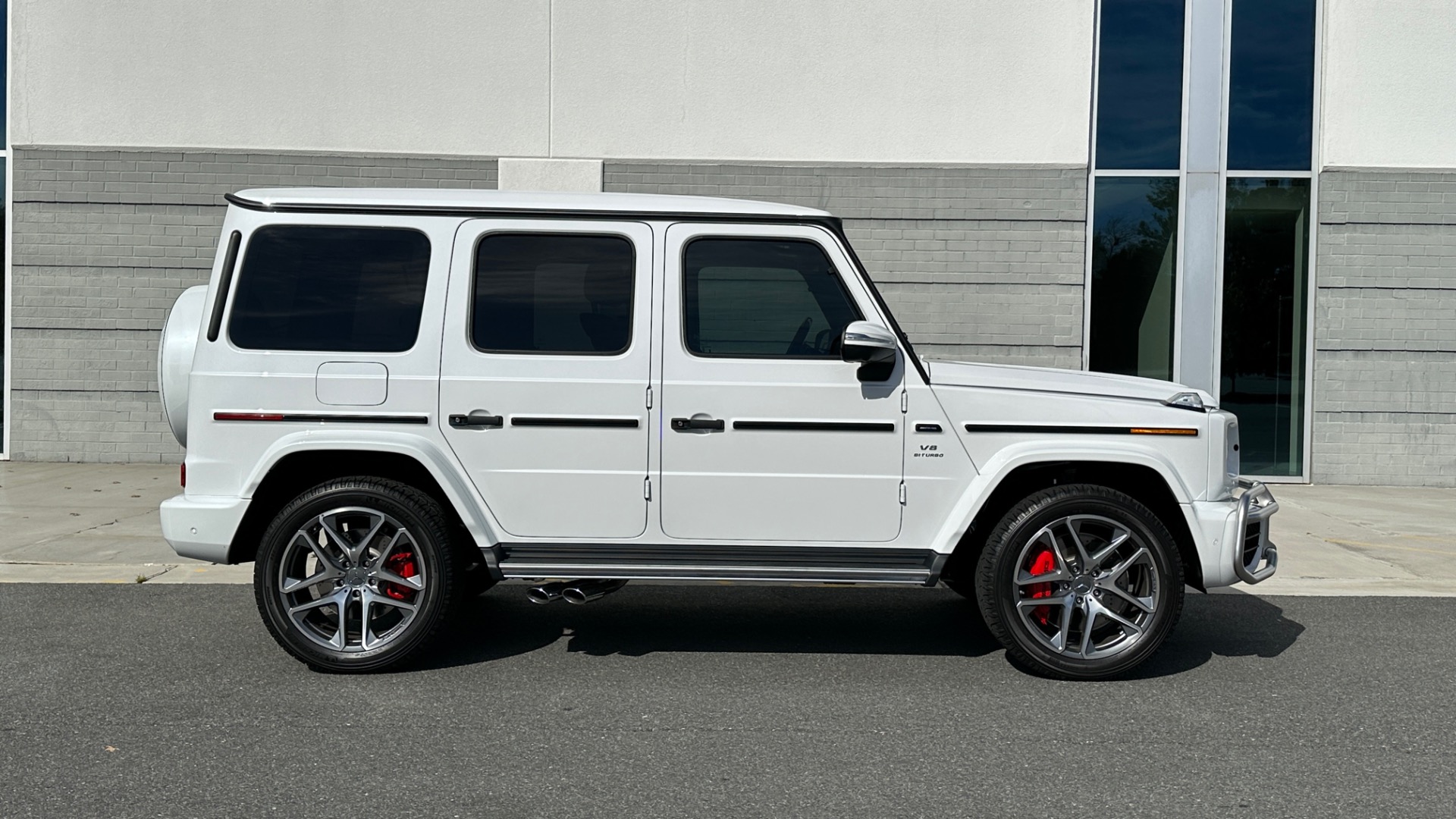 Used 2021 Mercedes-Benz G-Class AMG G63 / AMG EXCLUSIVE INTERIOR / CARBON FIBER / DIAMOND STITCH / 21IN AMG for sale Sold at Formula Imports in Charlotte NC 28227 3
