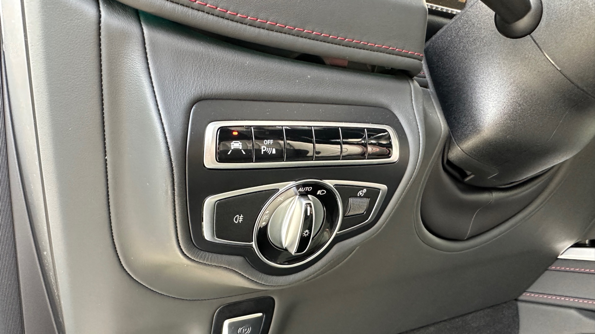 Used 2021 Mercedes-Benz G-Class AMG G63 / AMG EXCLUSIVE INTERIOR / CARBON FIBER / DIAMOND STITCH / 21IN AMG for sale Sold at Formula Imports in Charlotte NC 28227 35