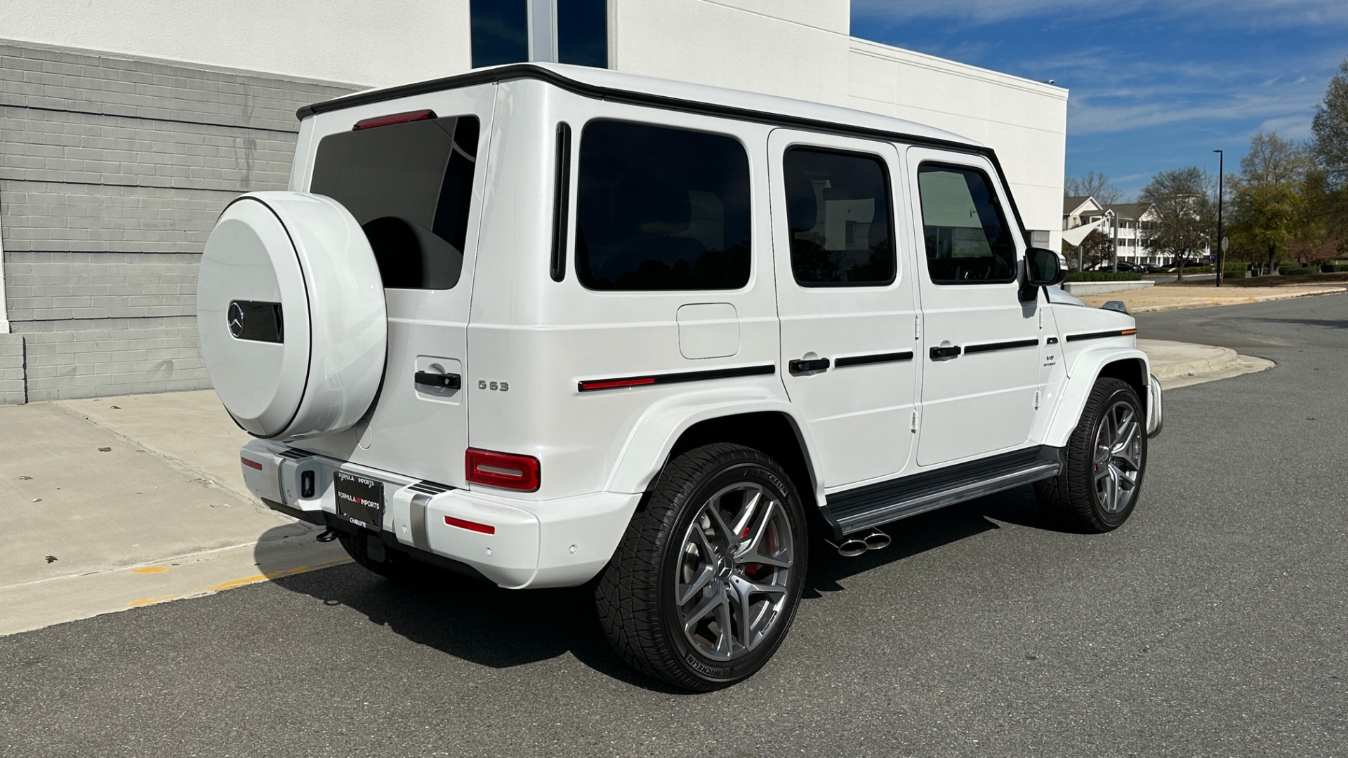 Used 2021 Mercedes-Benz G-Class AMG G63 / AMG EXCLUSIVE INTERIOR / CARBON FIBER / DIAMOND STITCH / 21IN AMG for sale Sold at Formula Imports in Charlotte NC 28227 4