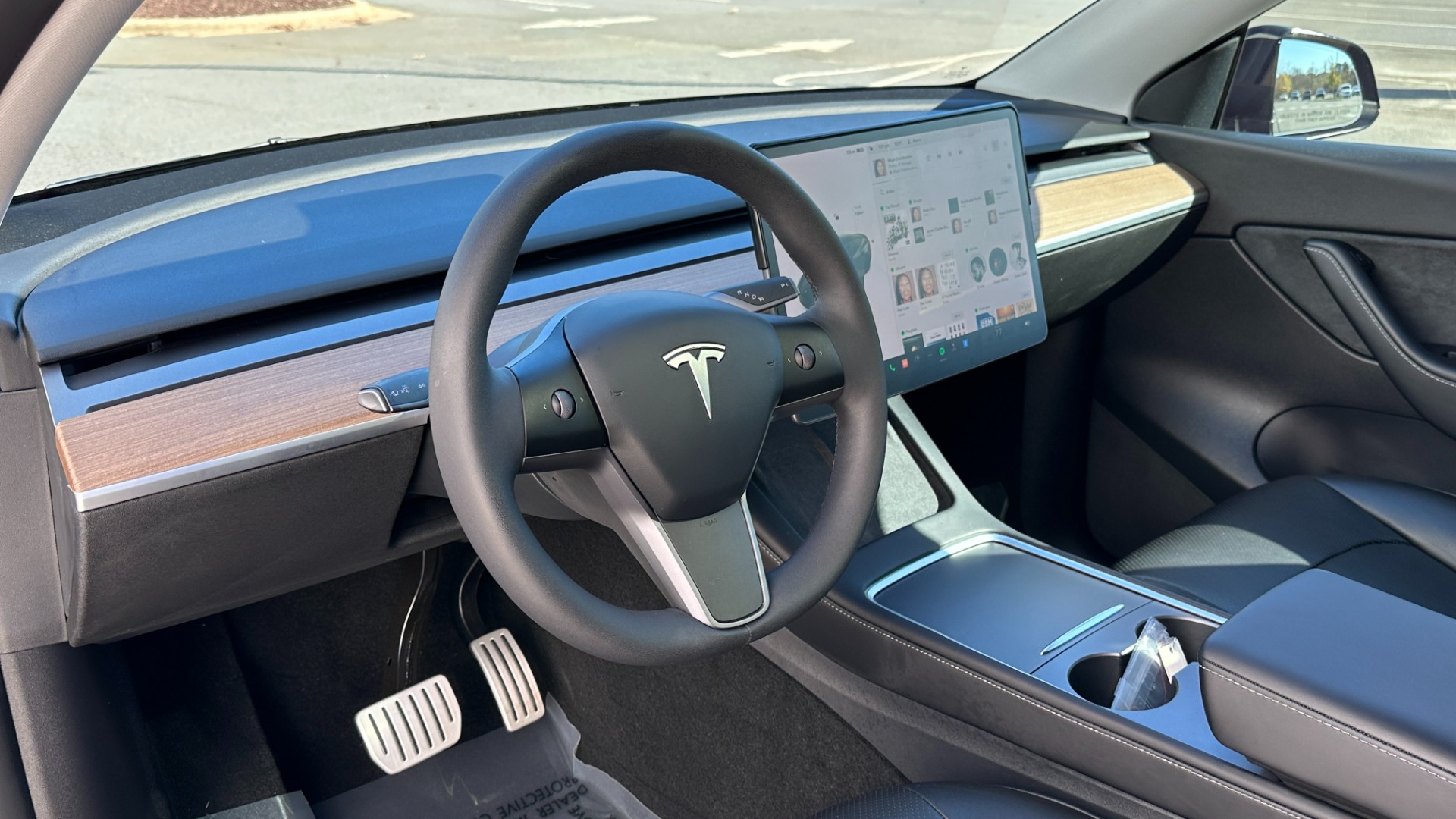 Used 2021 Tesla Model Y PERFORMANCE / AWD DUAL MOTOR / AUTOPILOT / CABON FIBER / TURBINE WHEELS for sale $61,000 at Formula Imports in Charlotte NC 28227 11