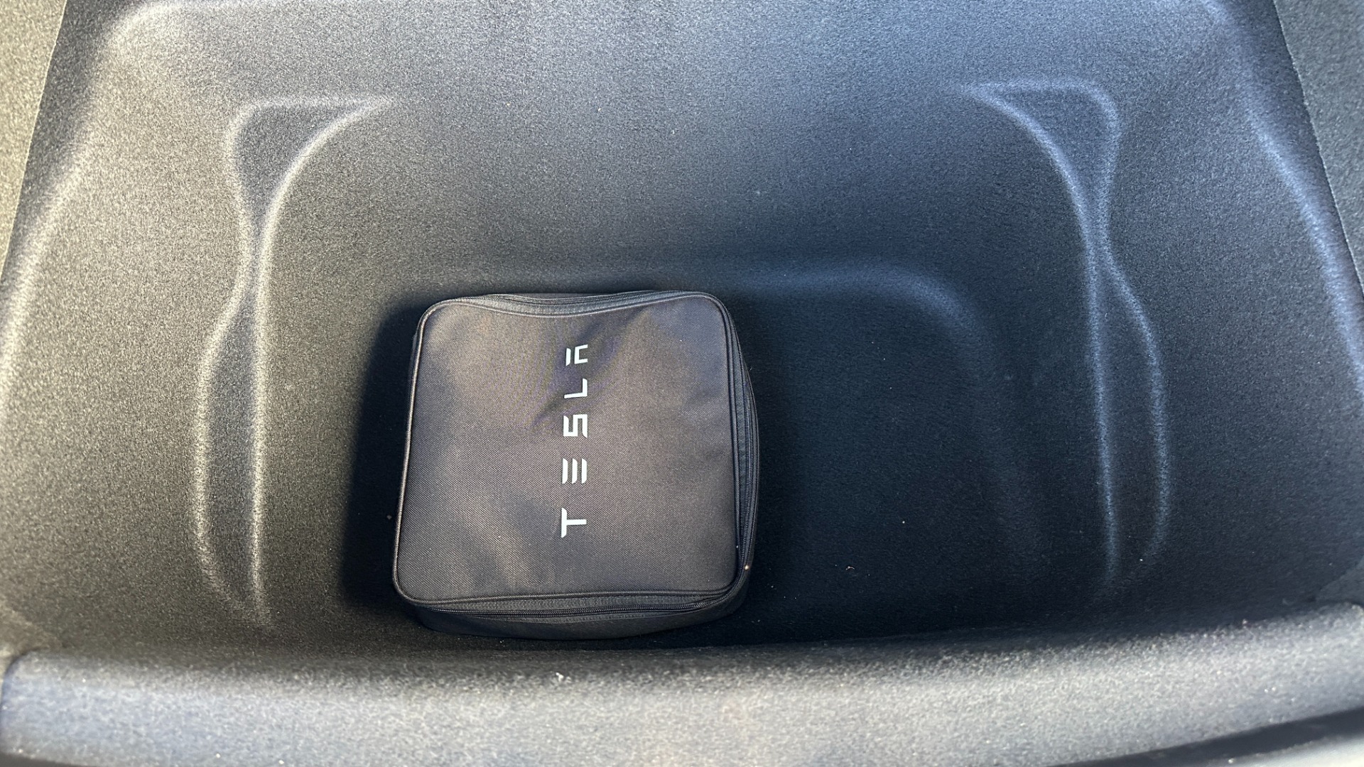Used 2021 Tesla Model Y PERFORMANCE / AWD DUAL MOTOR / AUTOPILOT / CABON FIBER / TURBINE WHEELS for sale Sold at Formula Imports in Charlotte NC 28227 46