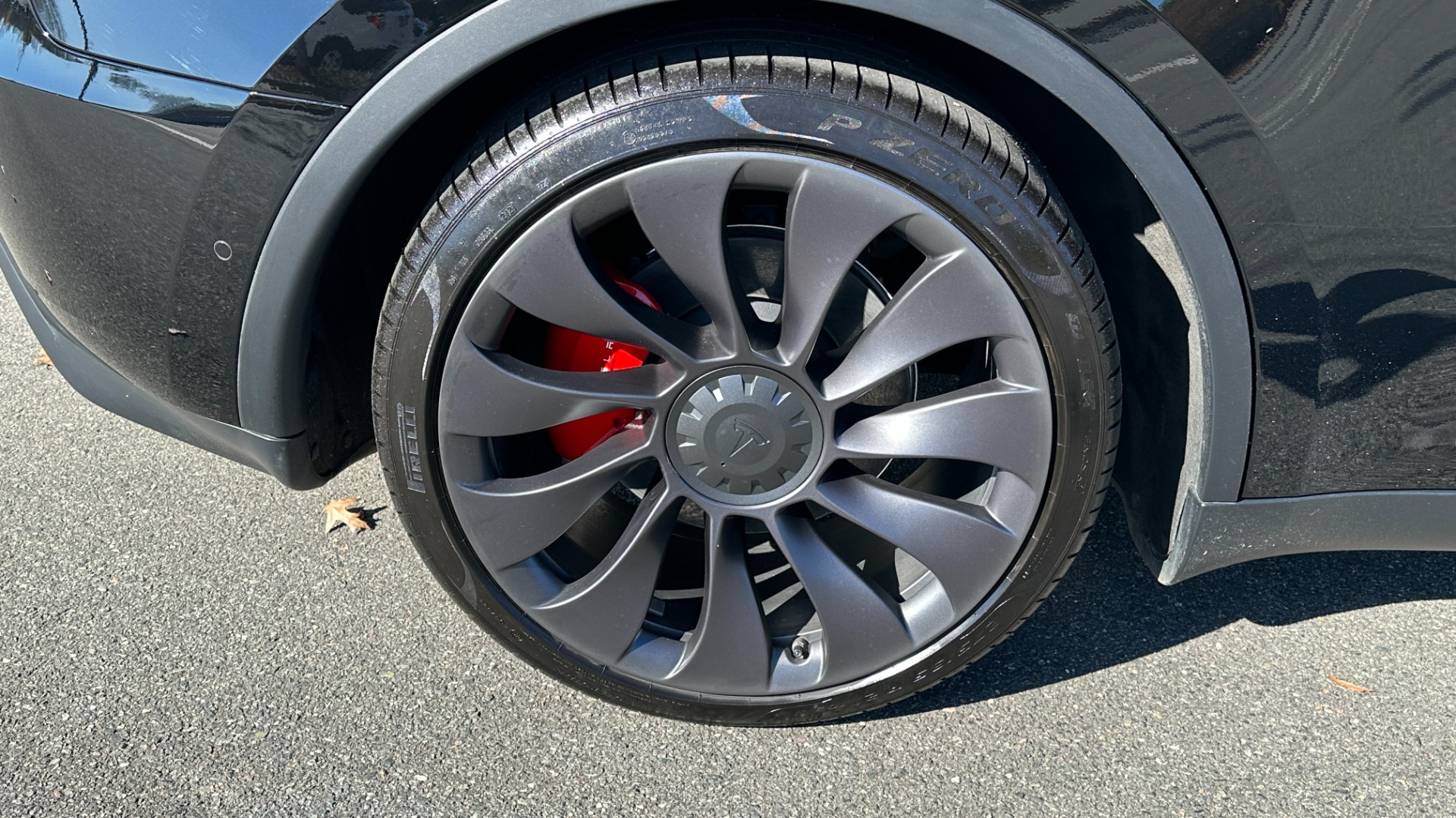 Used 2021 Tesla Model Y PERFORMANCE / AWD DUAL MOTOR / AUTOPILOT / CABON FIBER / TURBINE WHEELS for sale Sold at Formula Imports in Charlotte NC 28227 48