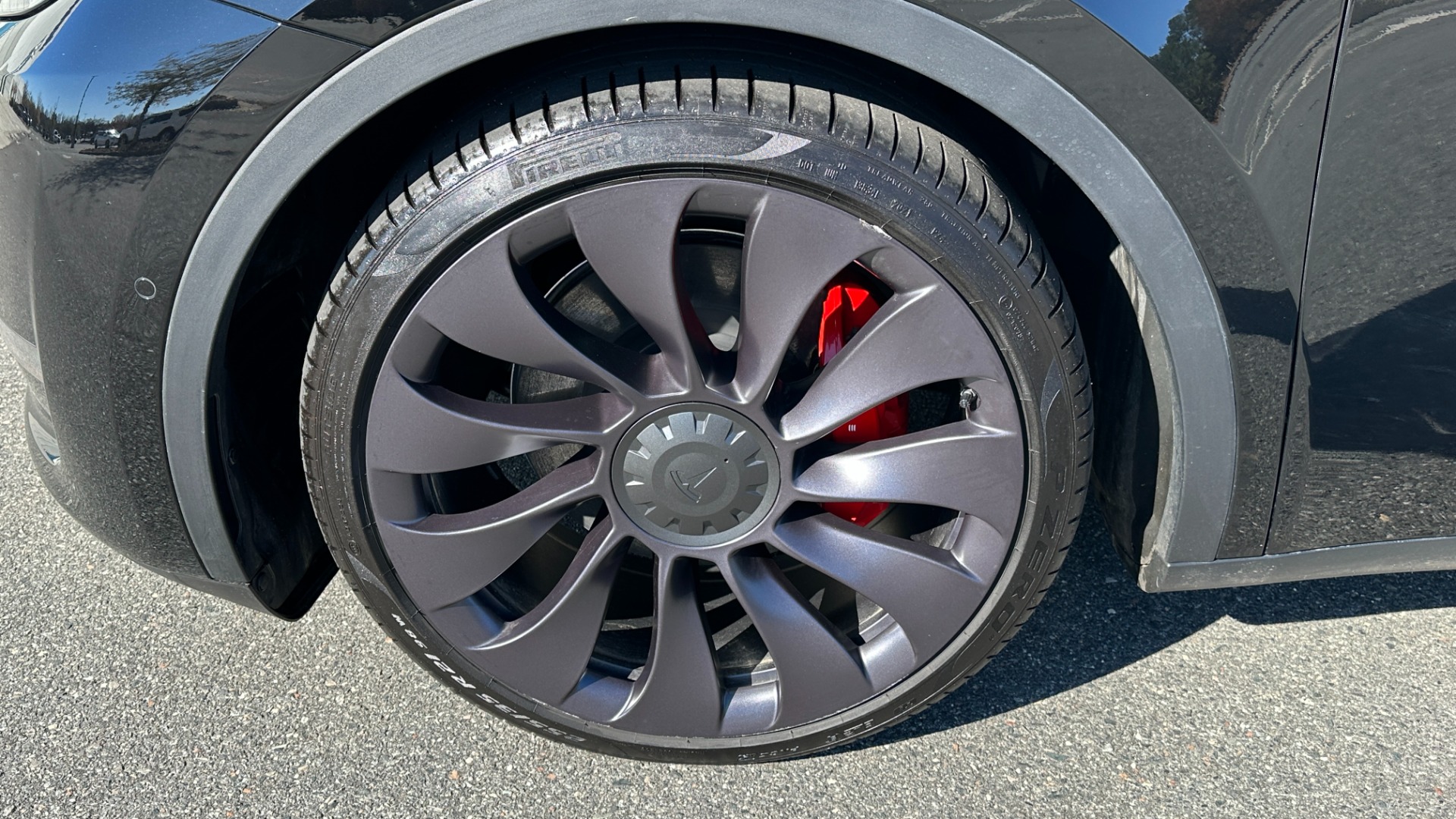 Used 2021 Tesla Model Y PERFORMANCE / AWD DUAL MOTOR / AUTOPILOT / CABON FIBER / TURBINE WHEELS for sale Sold at Formula Imports in Charlotte NC 28227 50
