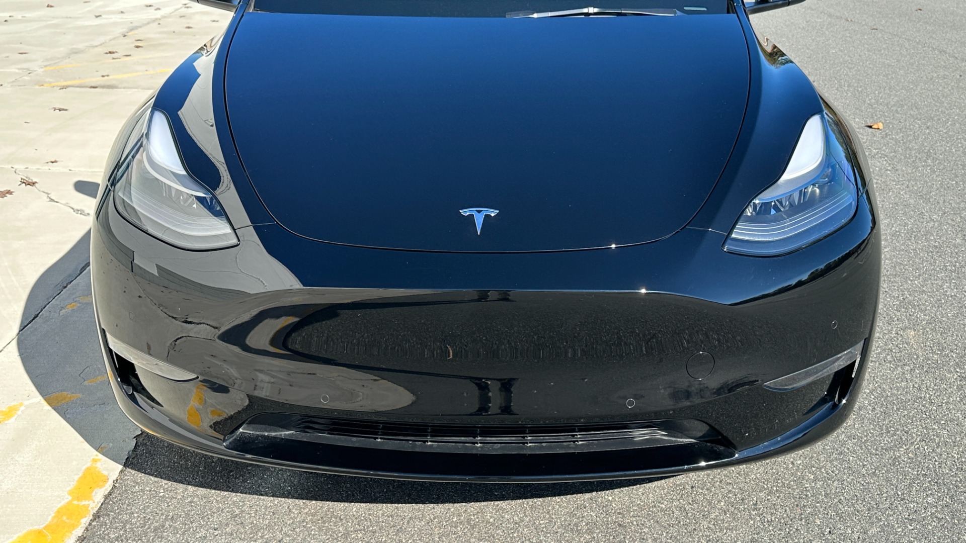 Used 2021 Tesla Model Y PERFORMANCE / AWD DUAL MOTOR / AUTOPILOT / CABON FIBER / TURBINE WHEELS for sale Sold at Formula Imports in Charlotte NC 28227 8