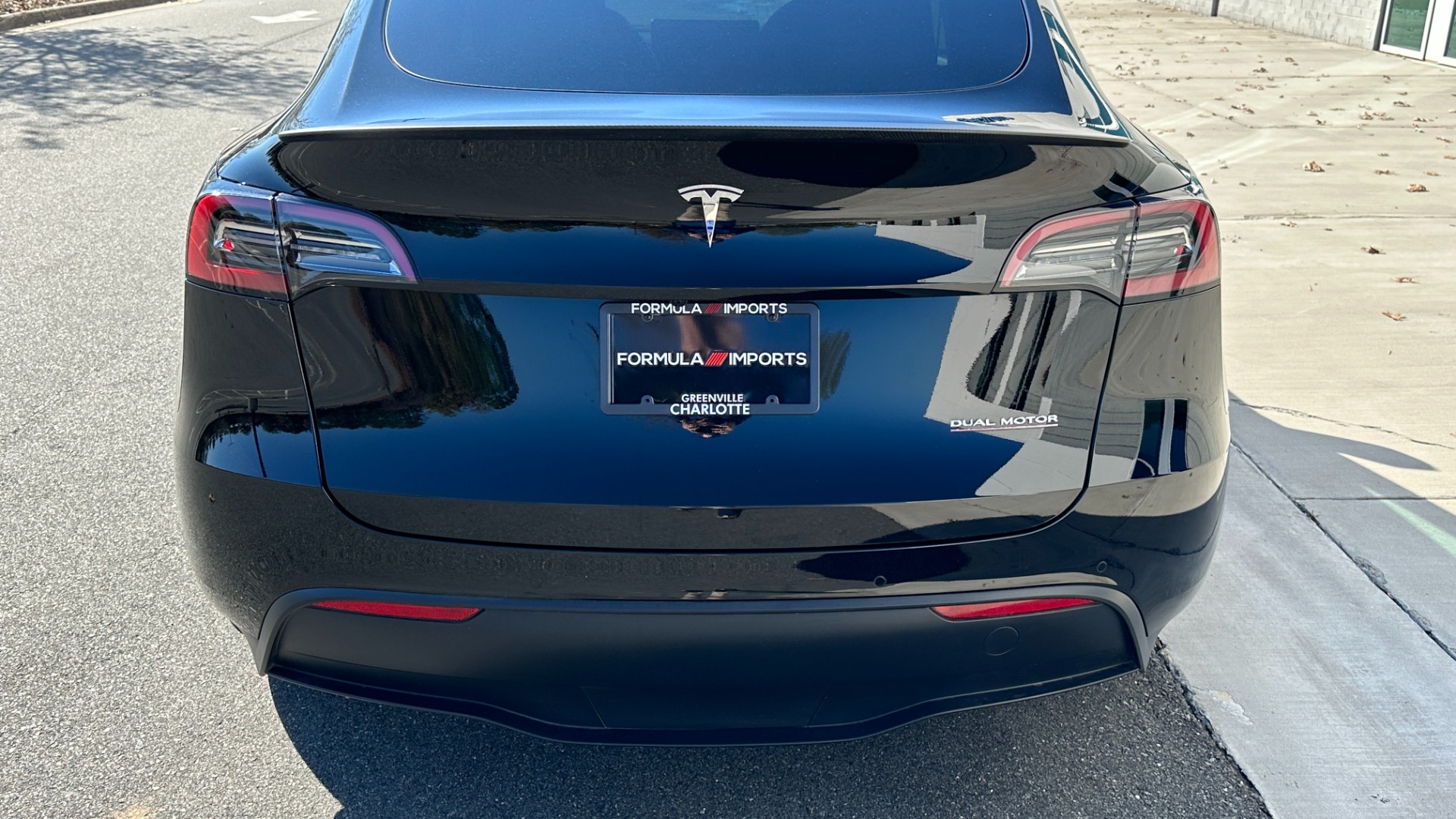 Used 2021 Tesla Model Y PERFORMANCE / AWD DUAL MOTOR / AUTOPILOT / CABON FIBER / TURBINE WHEELS for sale Sold at Formula Imports in Charlotte NC 28227 9
