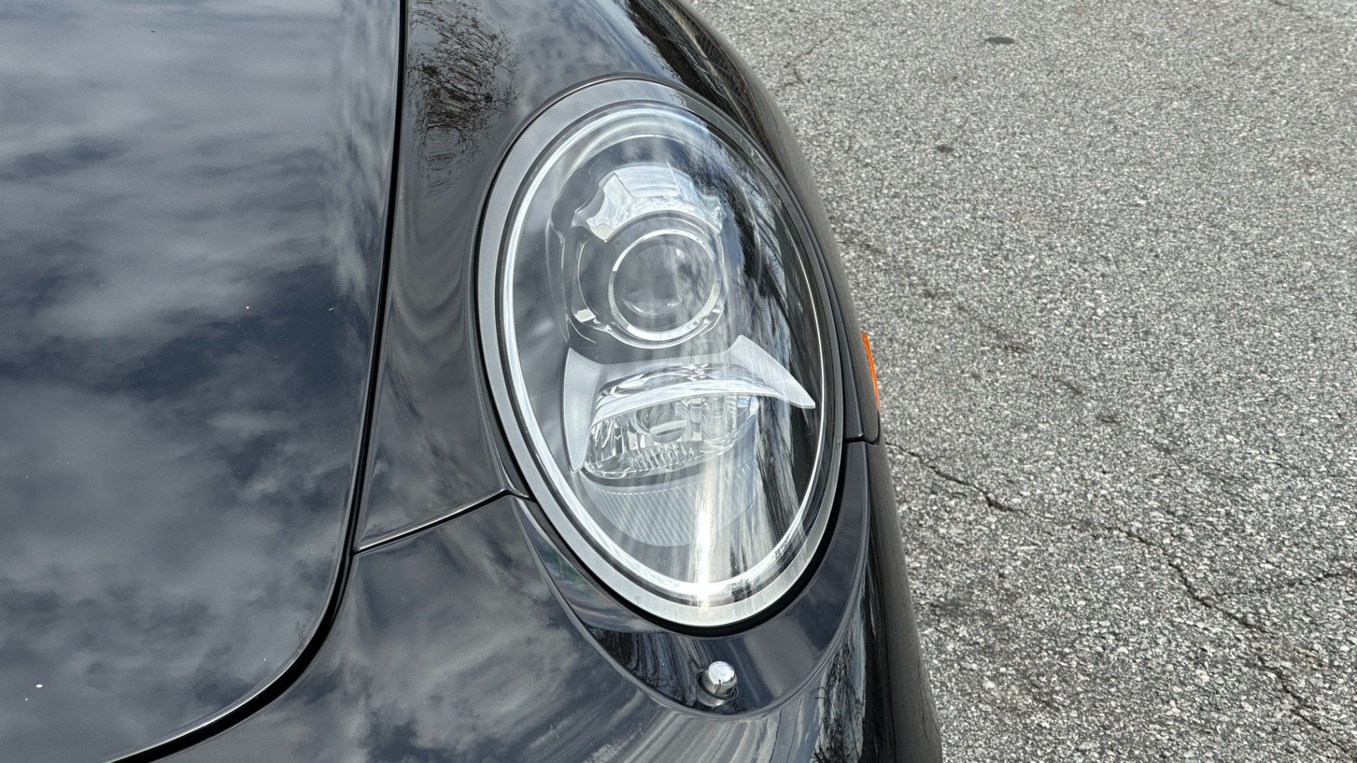 Used 2015 Porsche 911 CARRERA S / PEMIUM PACKAGE / SPORT CHRONO / BOSE / SUNROOF for sale Sold at Formula Imports in Charlotte NC 28227 27