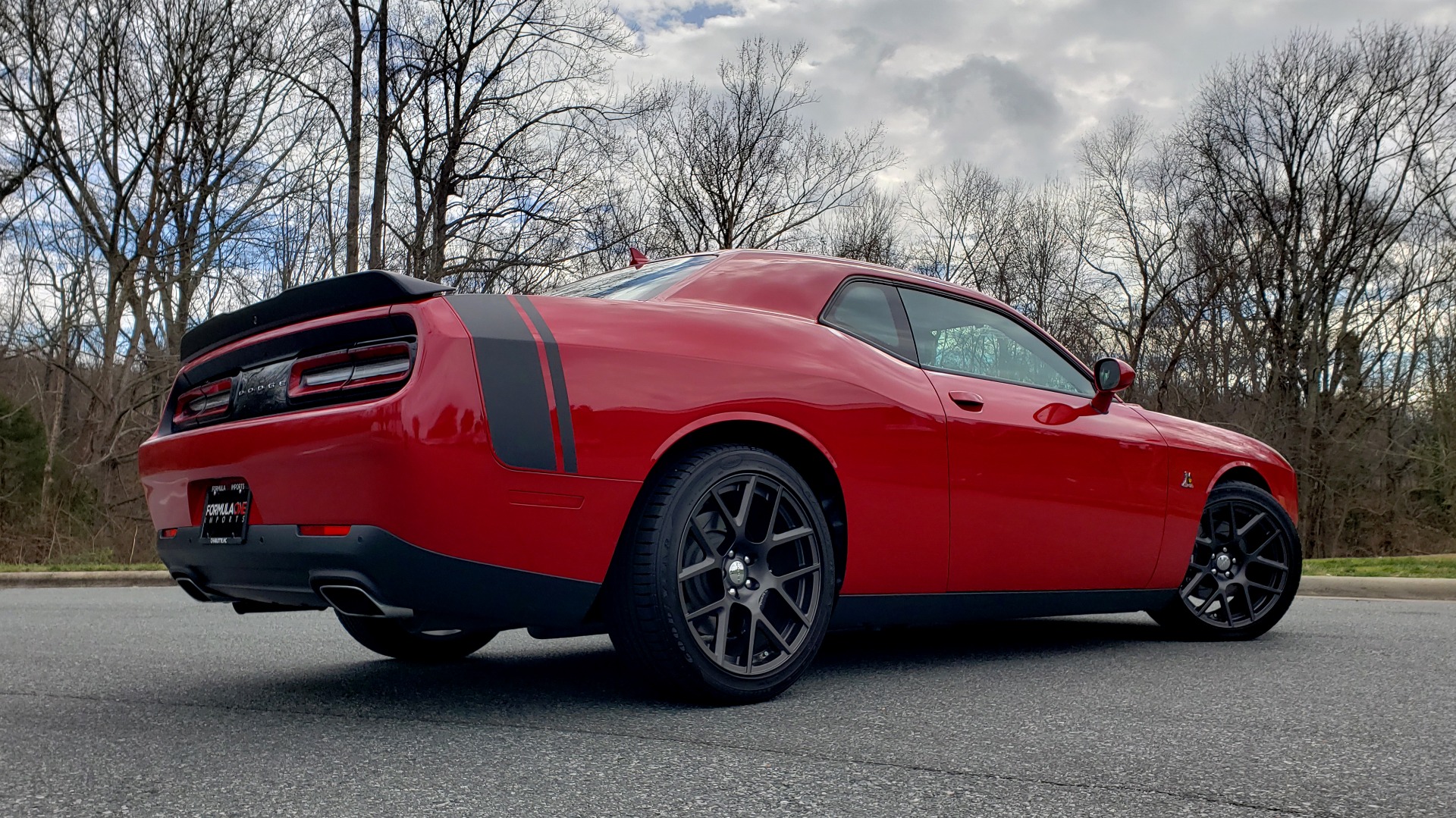 Used 2016 Dodge CHALLENGER R/T SCAT PACK / TECHNOLOGY / ALPINE / 6-SPEED MAN for sale Sold at Formula Imports in Charlotte NC 28227 11