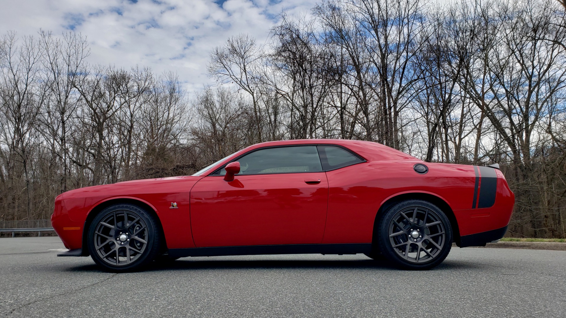 Used 2016 Dodge CHALLENGER R/T SCAT PACK / TECHNOLOGY / ALPINE / 6-SPEED MAN for sale Sold at Formula Imports in Charlotte NC 28227 3
