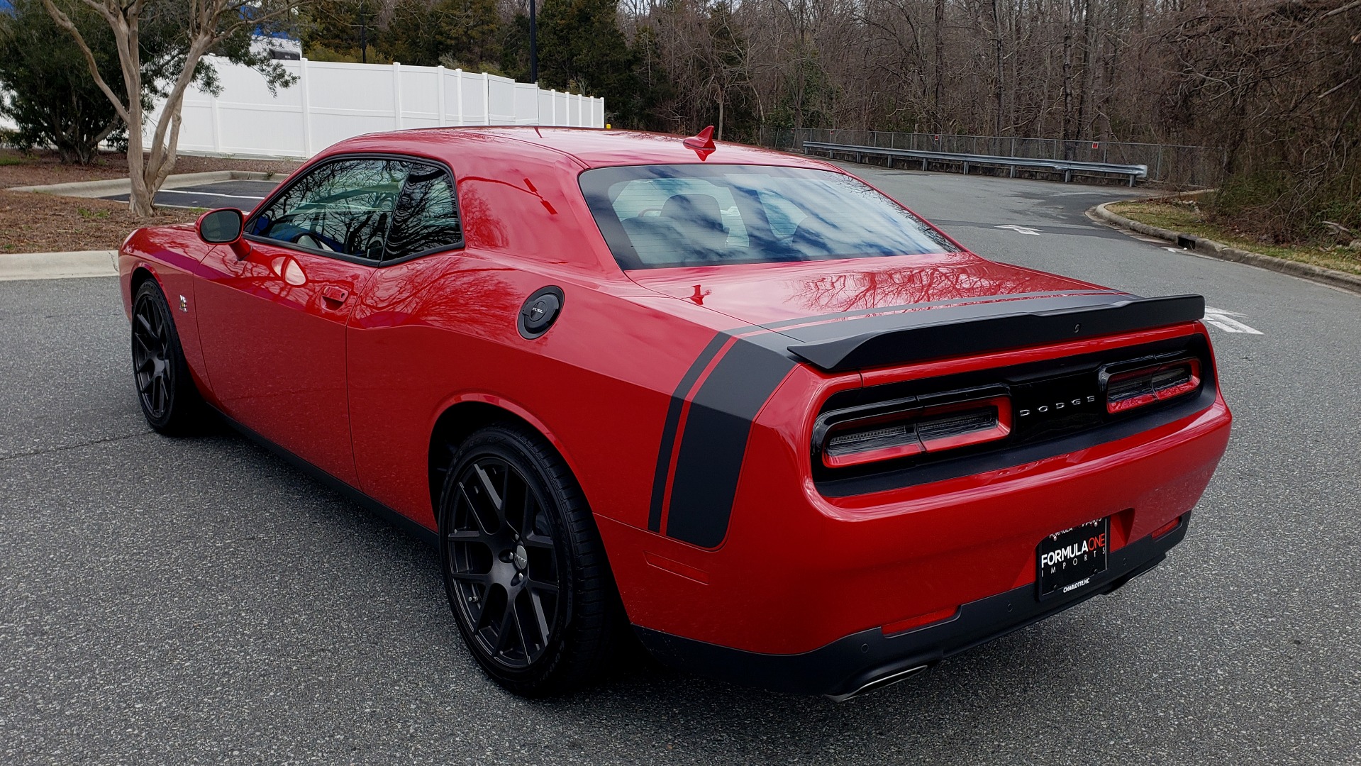 Used 2016 Dodge CHALLENGER R/T SCAT PACK / TECHNOLOGY / ALPINE / 6-SPEED MAN for sale Sold at Formula Imports in Charlotte NC 28227 4