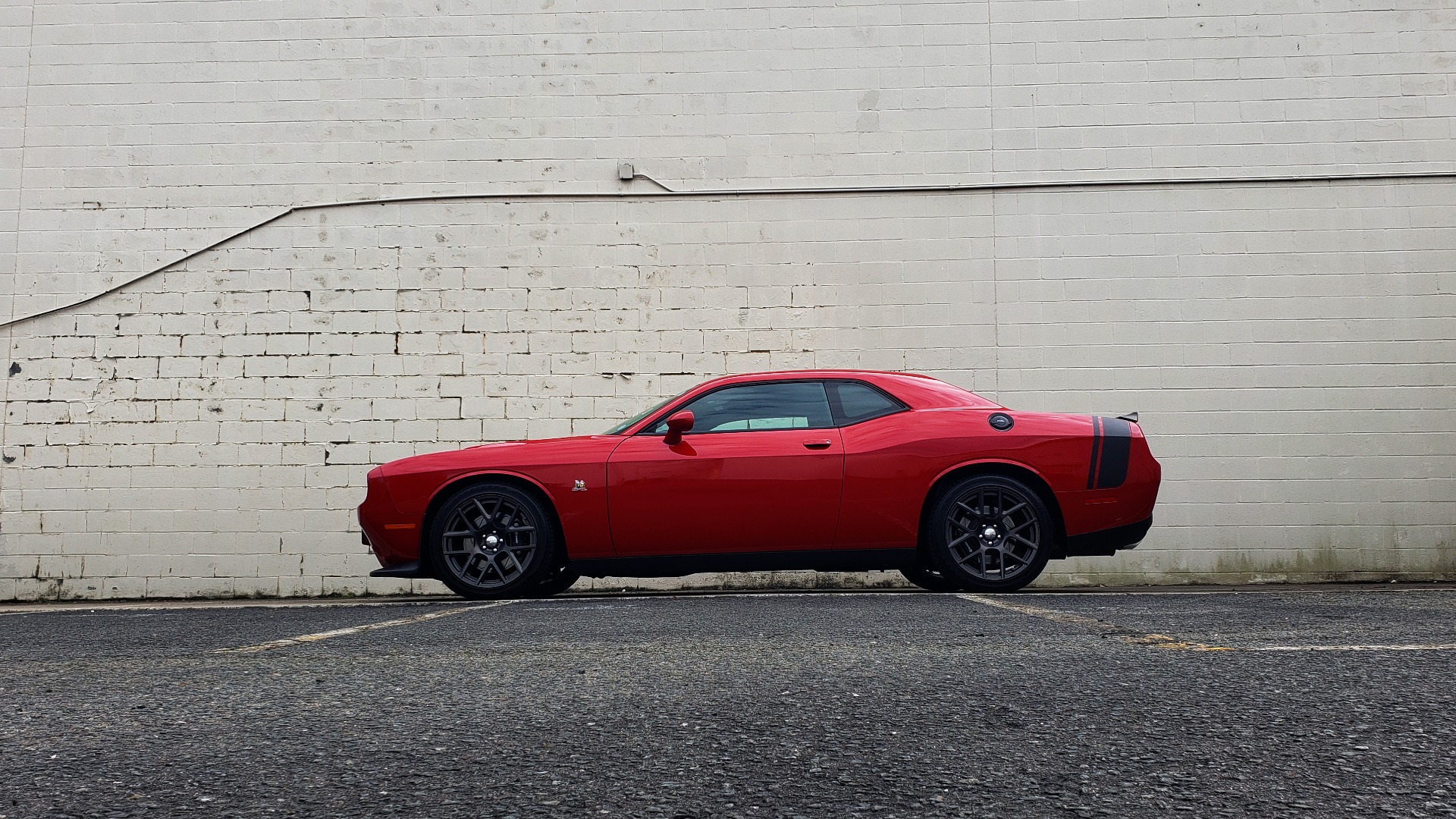 Used 2016 Dodge CHALLENGER R/T SCAT PACK / TECHNOLOGY / ALPINE / 6-SPEED MAN for sale Sold at Formula Imports in Charlotte NC 28227 84
