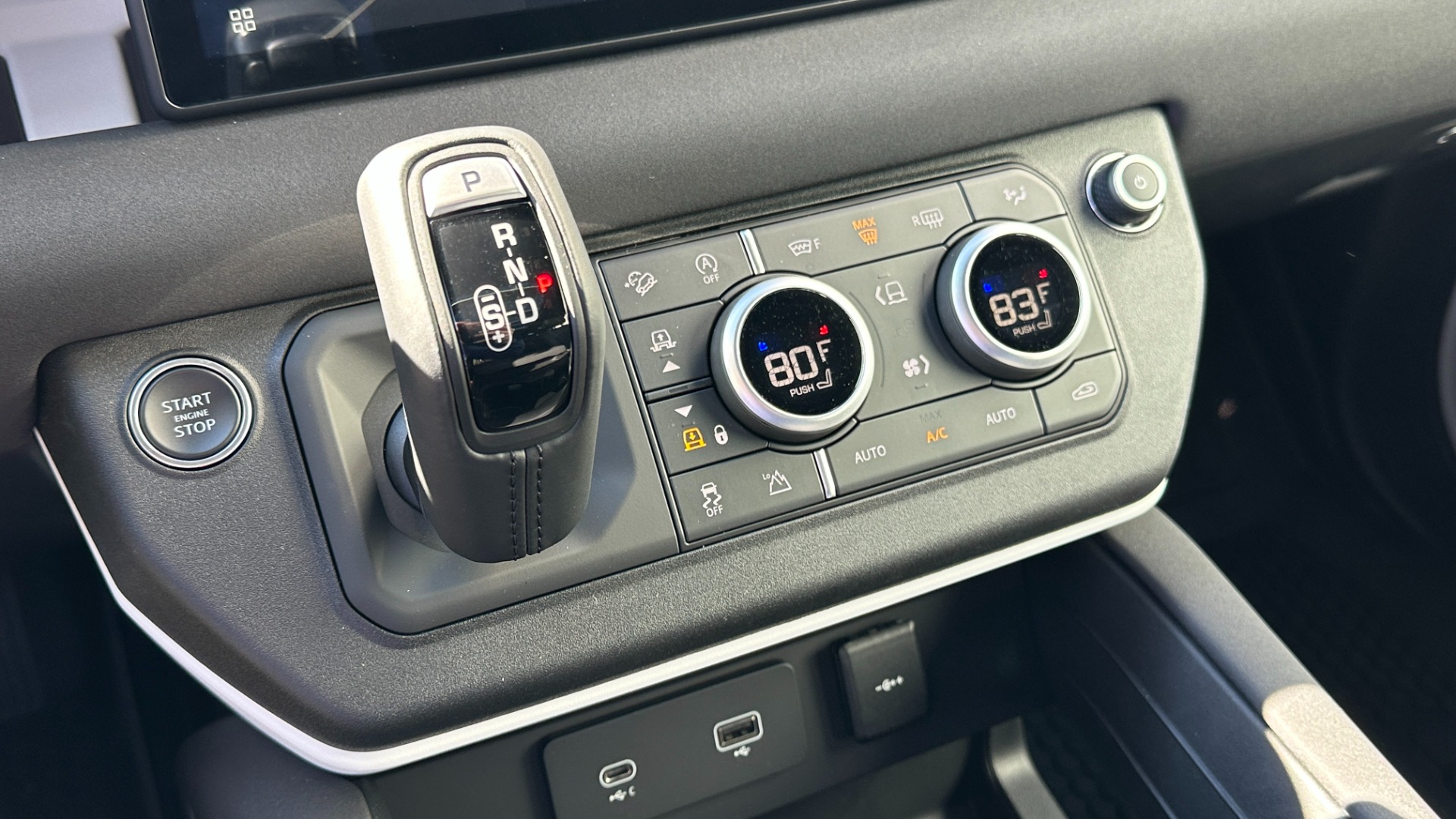 Used 2023 Land Rover Defender S / 30TH ANNIVERSARY EDITION / AIR SUSPENSION / TOWING / OFFROAD PACKAGE for sale Sold at Formula Imports in Charlotte NC 28227 18