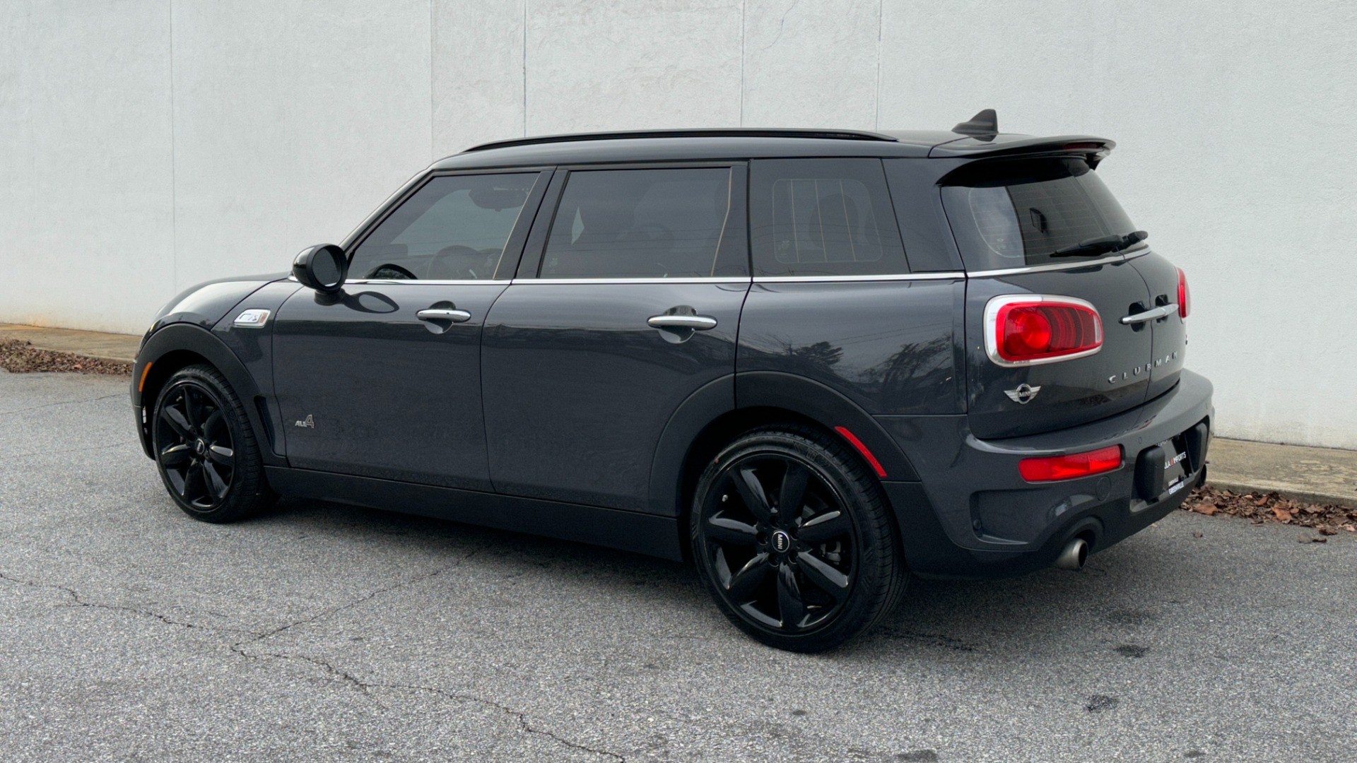 Used 2017 MINI Clubman Cooper S / FULLY LOADED / JOHN COOPER WORKS / HEADS UP / PREMIUM / COLD WEA for sale $24,995 at Formula Imports in Charlotte NC 28227 4