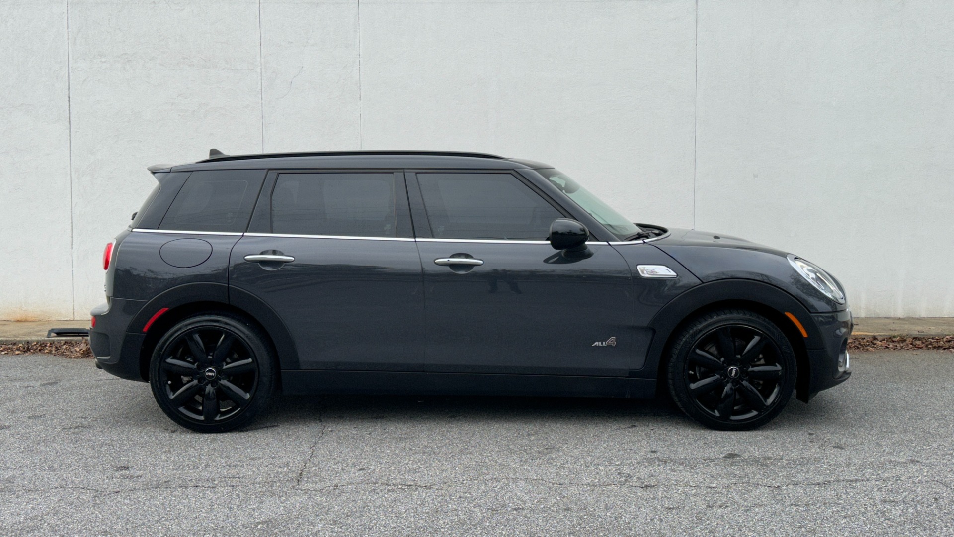 Used 2017 MINI Clubman Cooper S / FULLY LOADED / JOHN COOPER WORKS / HEADS UP / PREMIUM / COLD WEA for sale $24,995 at Formula Imports in Charlotte NC 28227 7